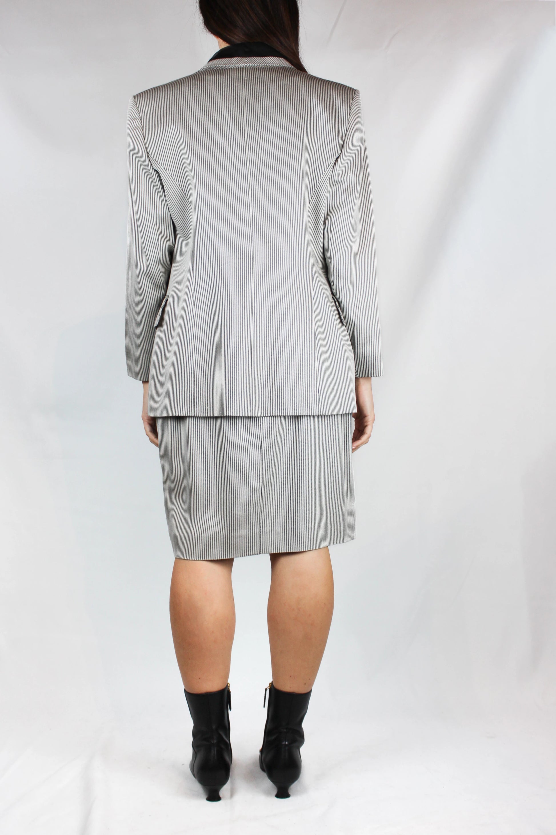 Tailleur with Midi Skirt and Chiffon Detail Jacket