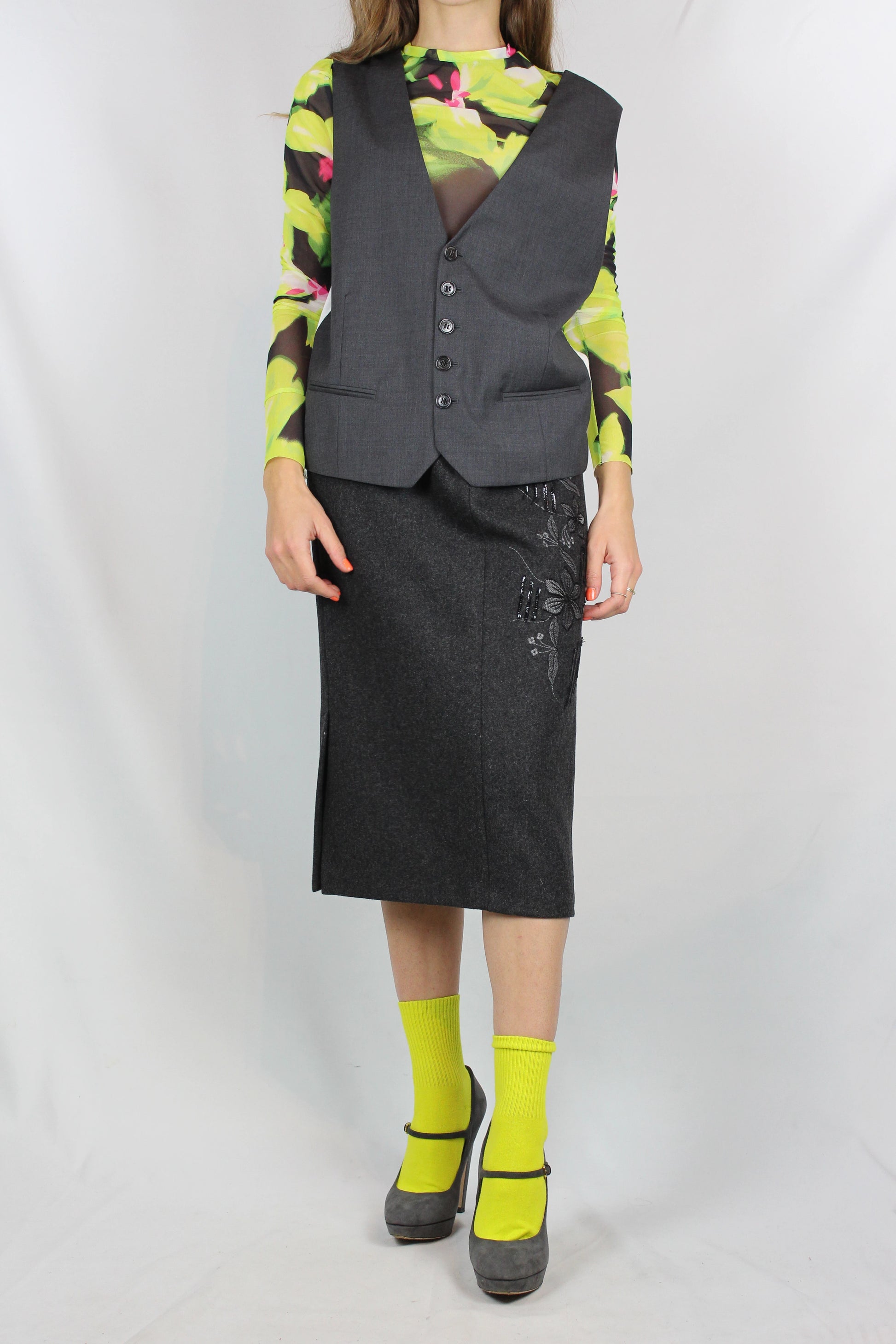 Wool midi skirt with floral embroidery and slit