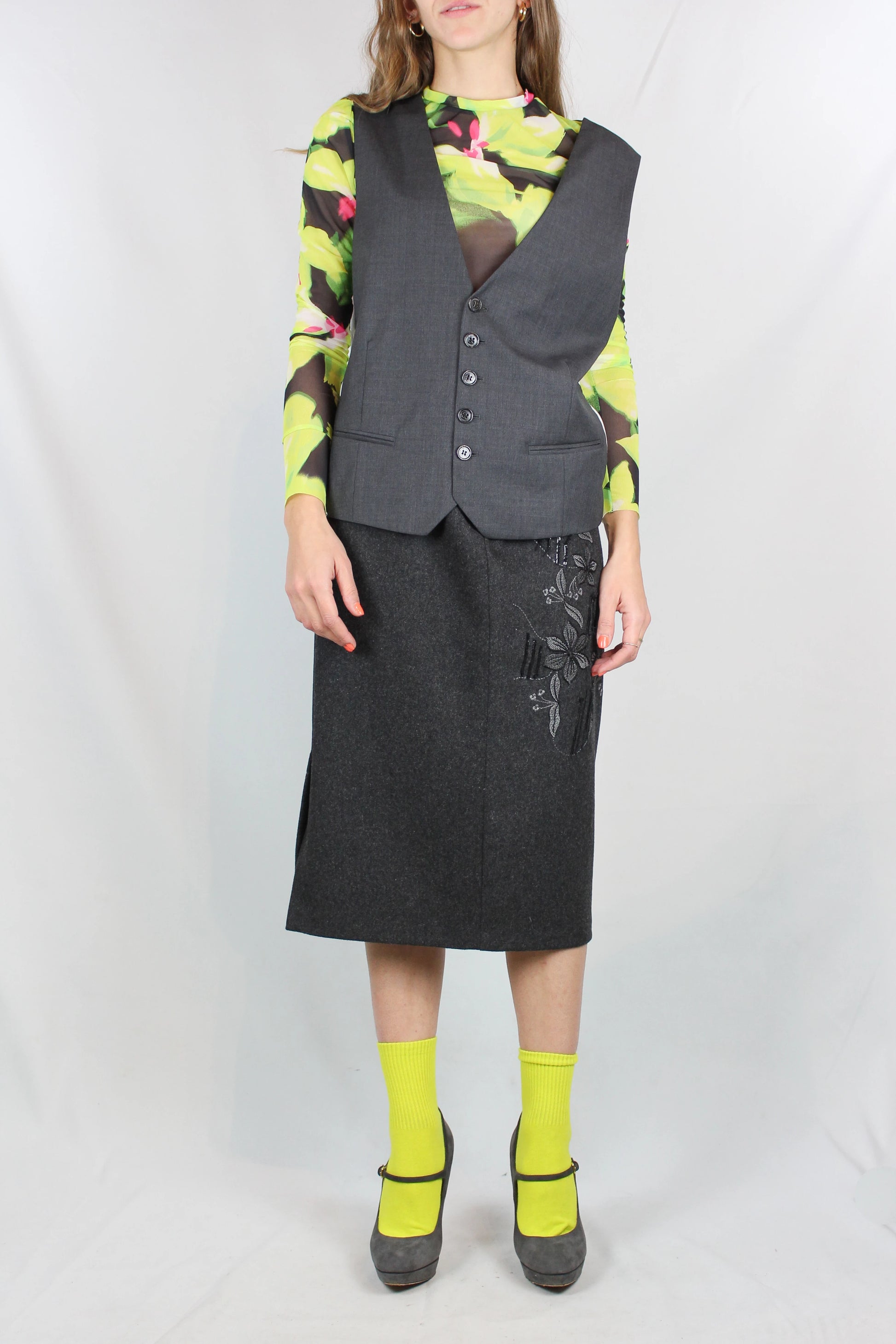 Wool midi skirt with floral embroidery and slit