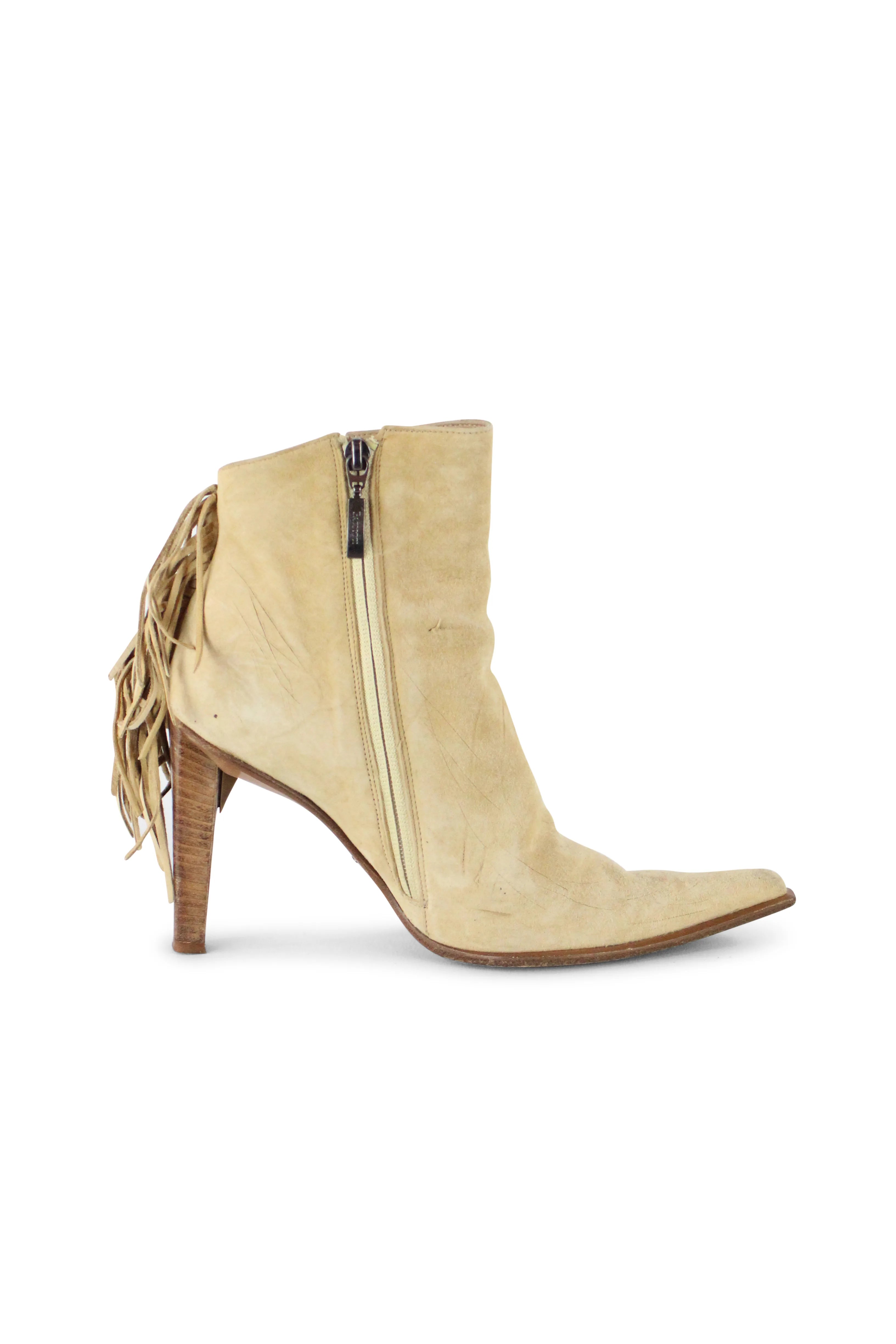 Suede ankle boots with fringes