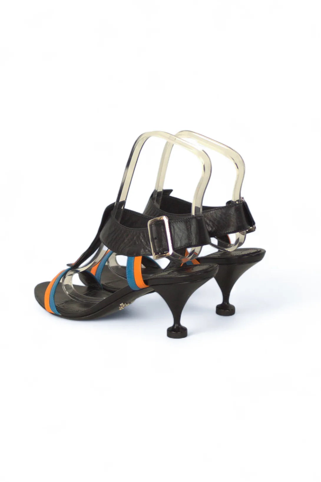 Orange arrow sandals Resort2016