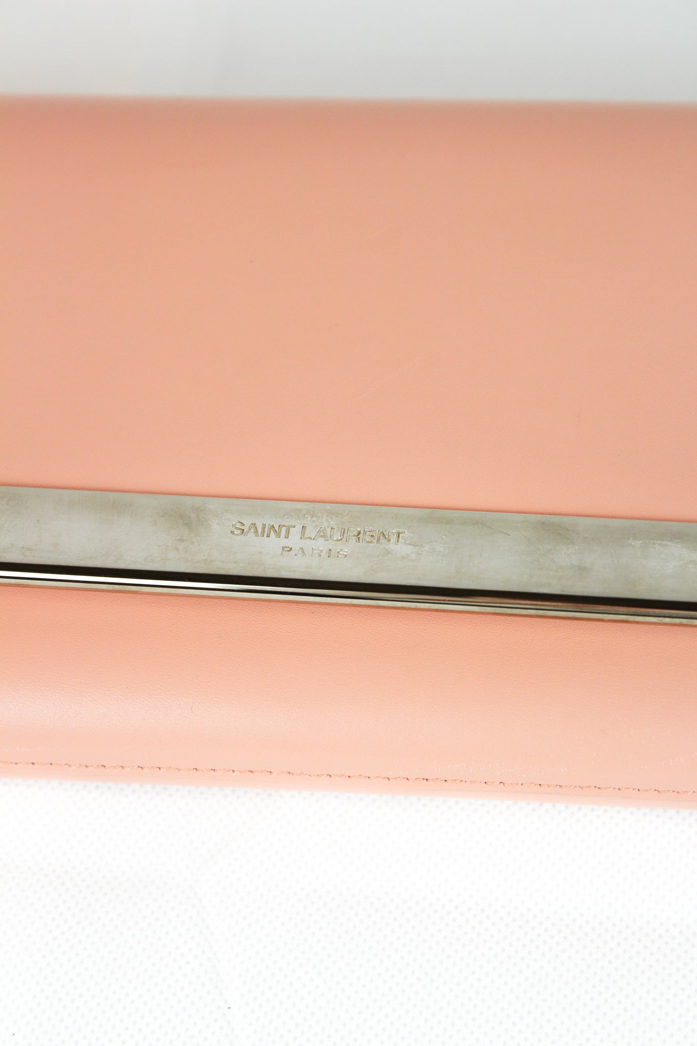 Pink pochette