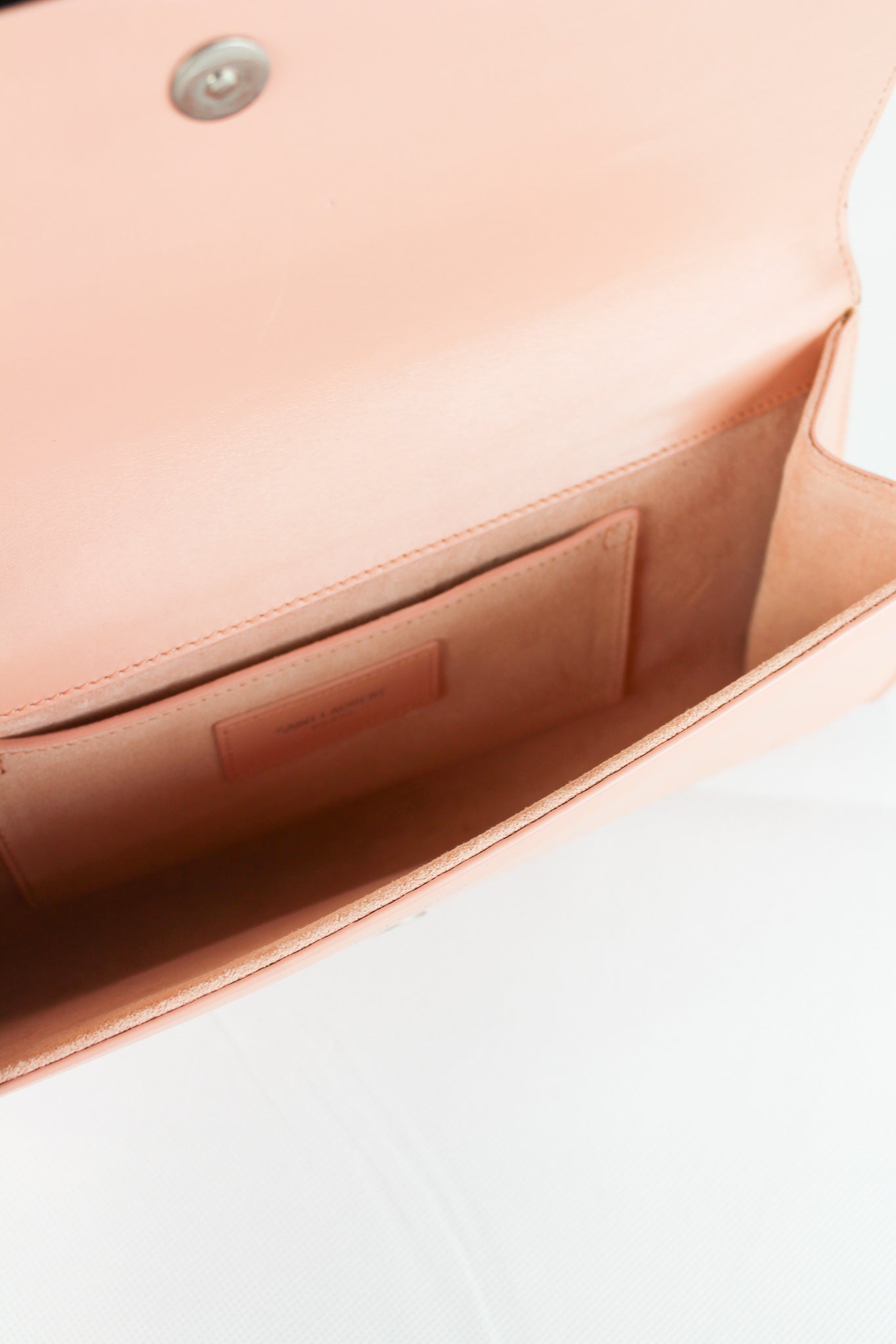 Pink pochette