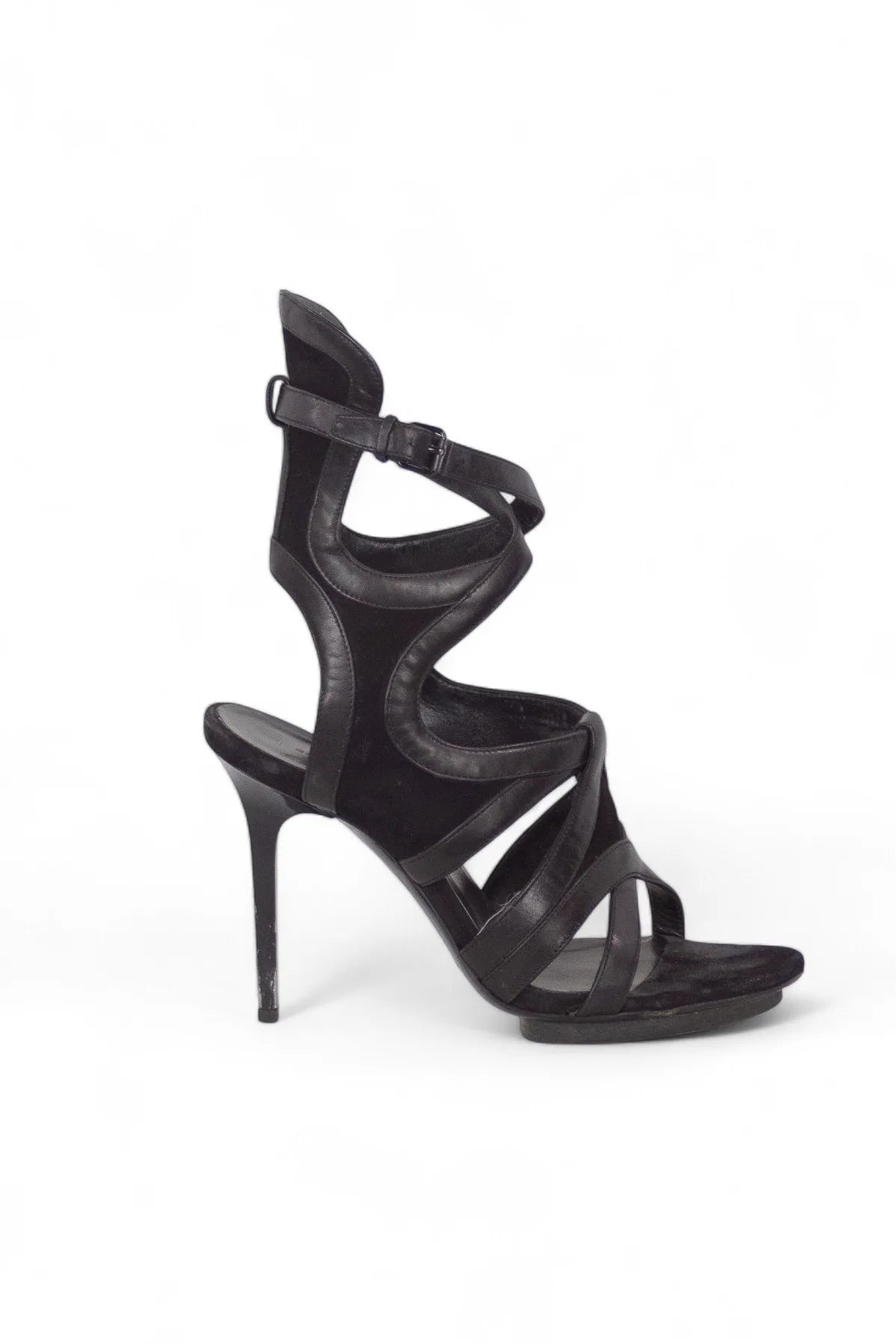 Criss cross sandals Resort2009