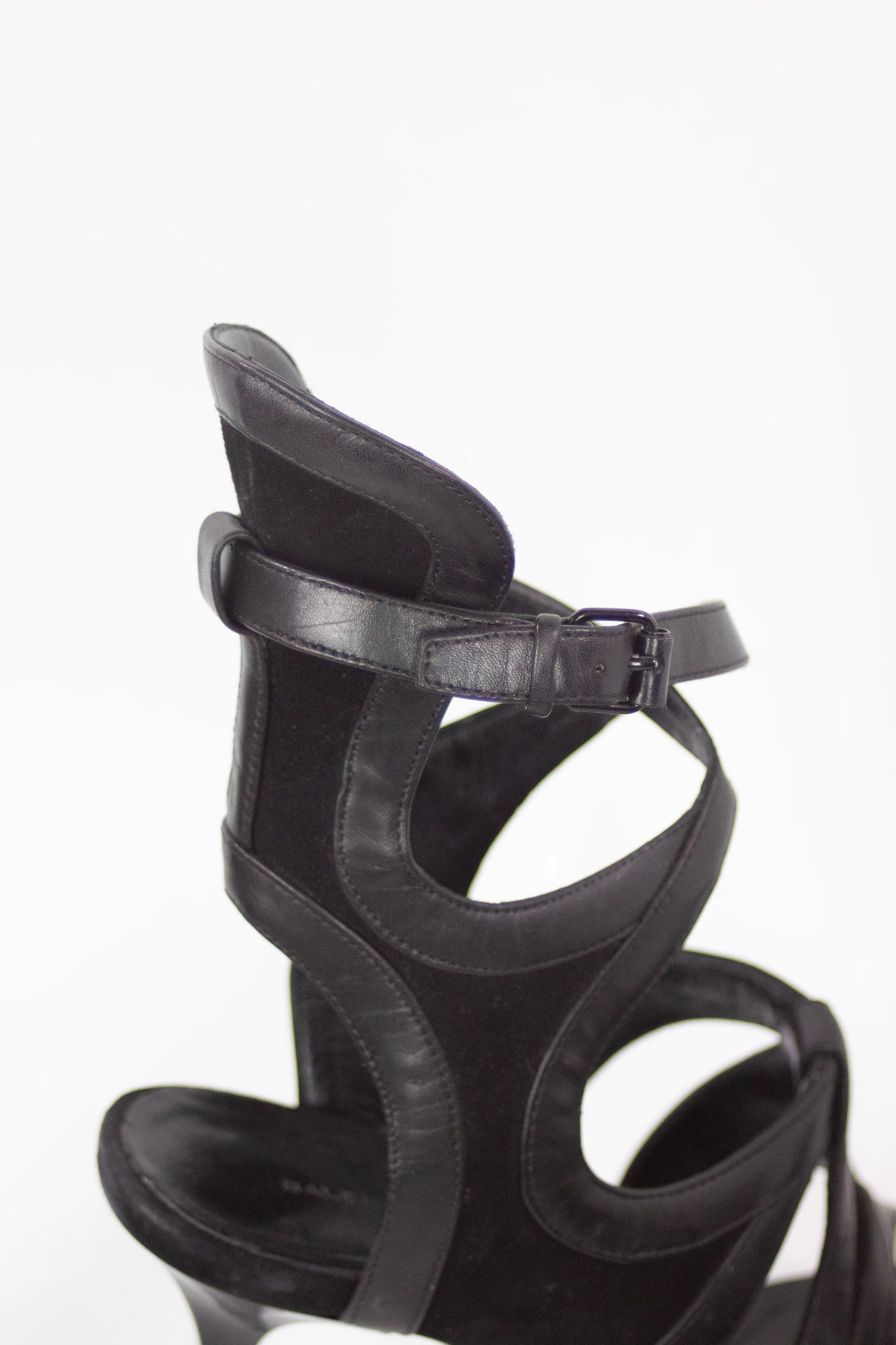 Criss cross sandals Resort2009