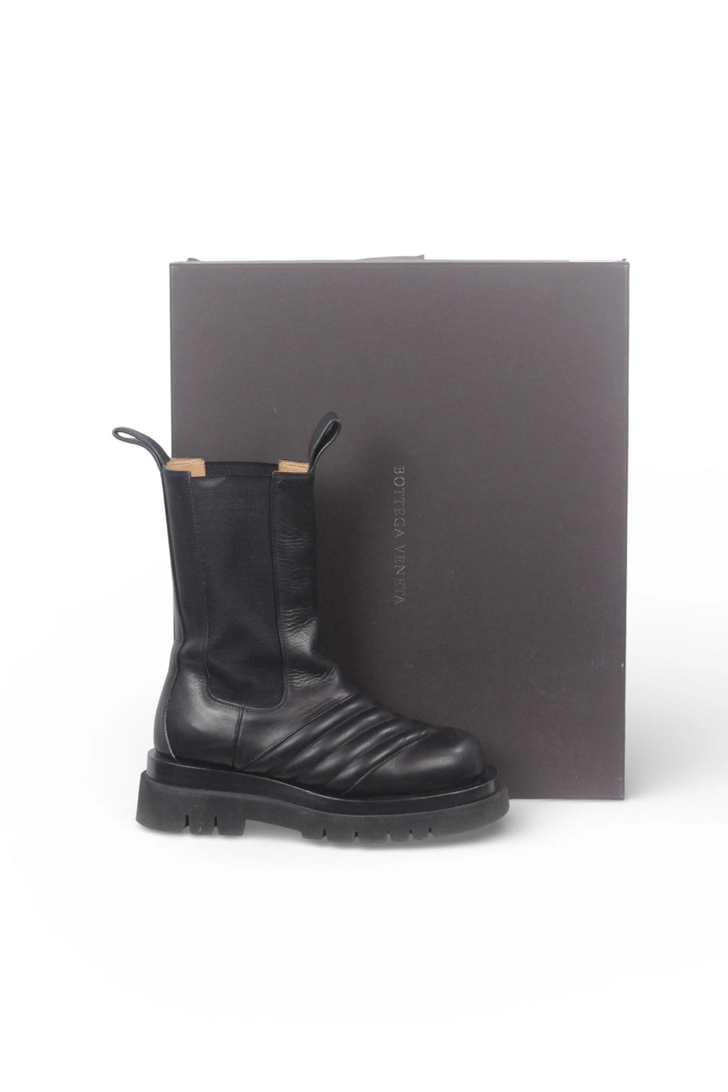 Lug Boots in Black Leather with Stitching Detail FW2019