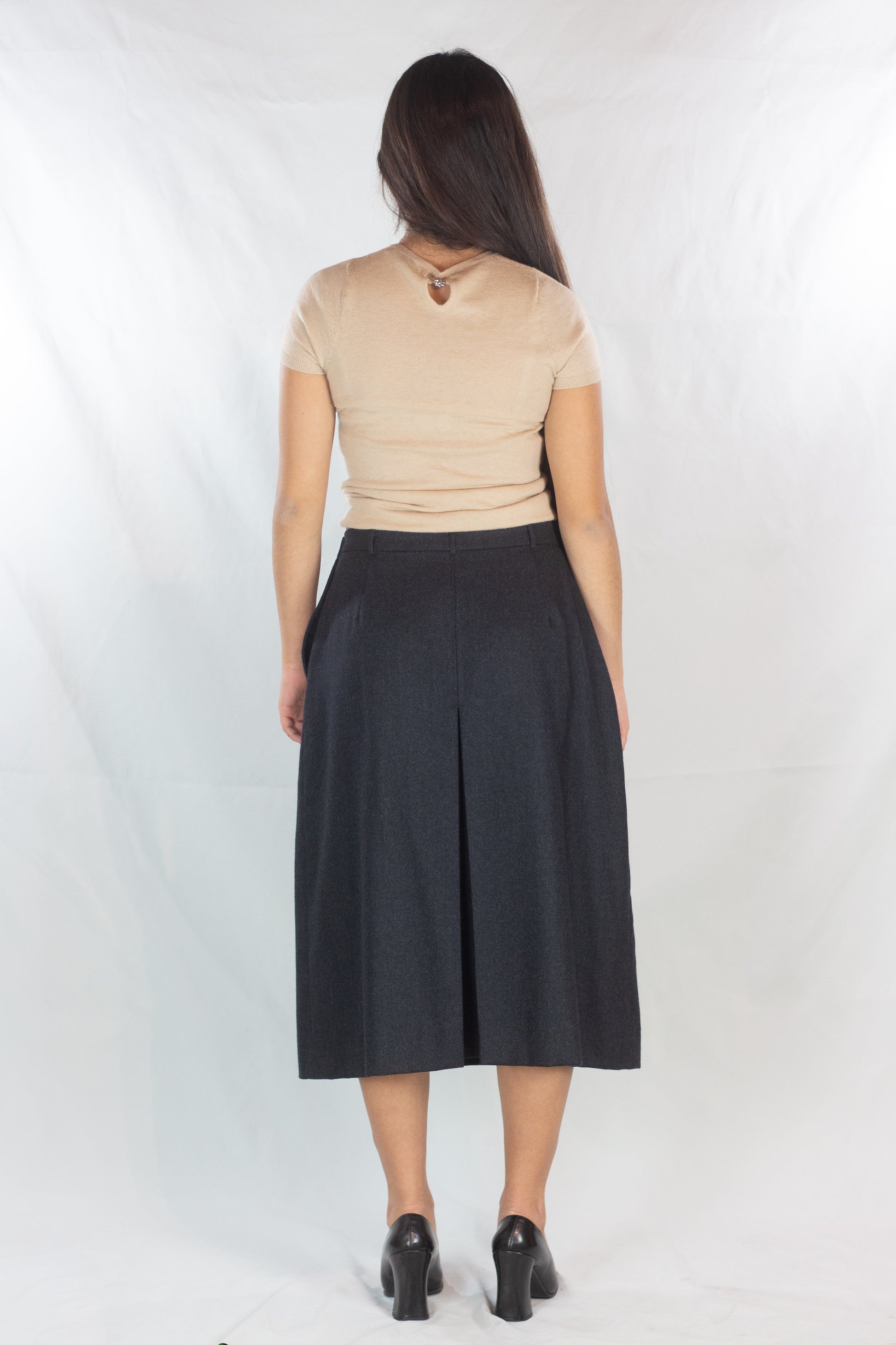 Vintage Grey Midi Skirt with Central Front and Back Pleats