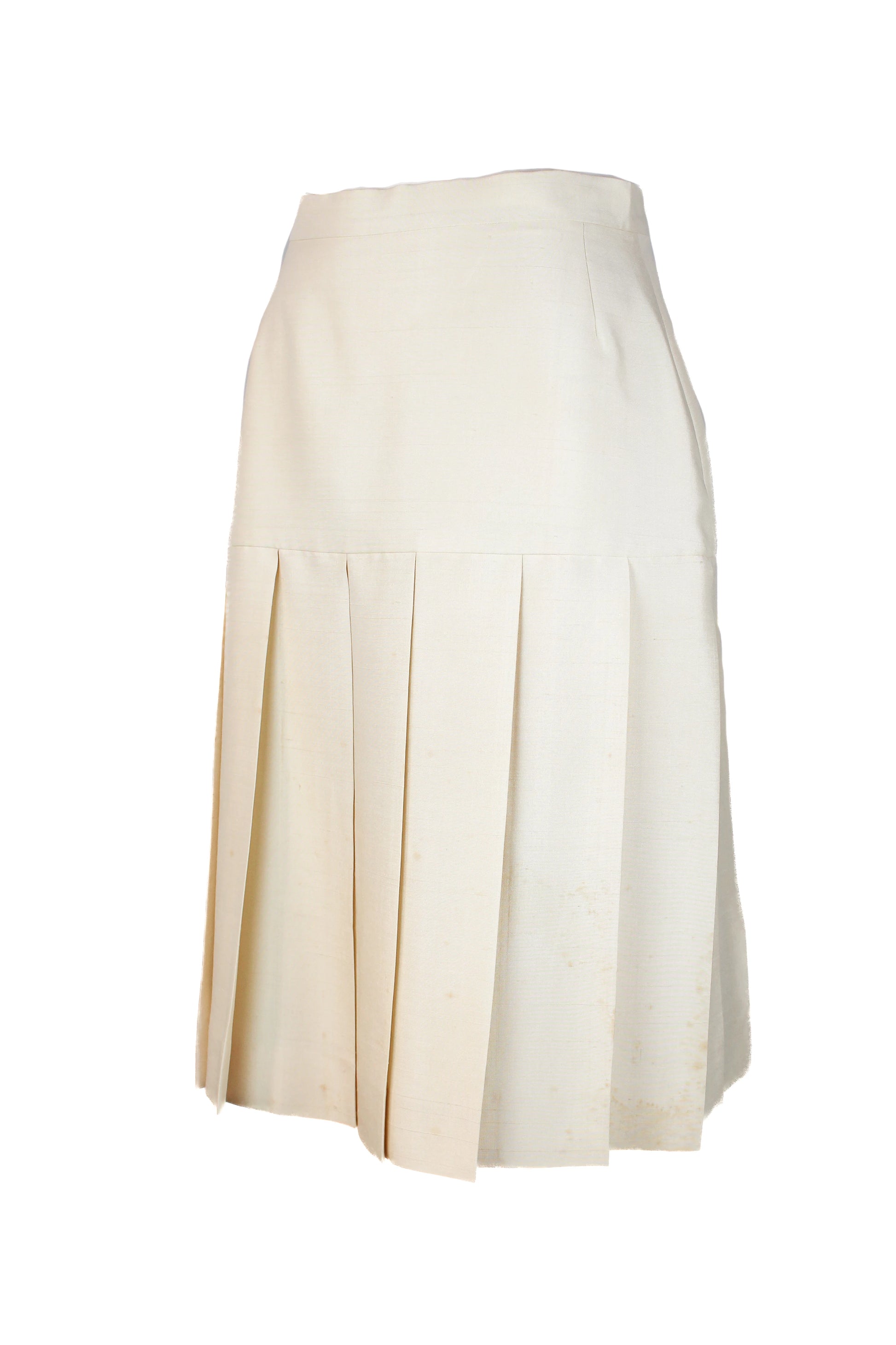 Pleated silk skirt in ecru with fitted waistline