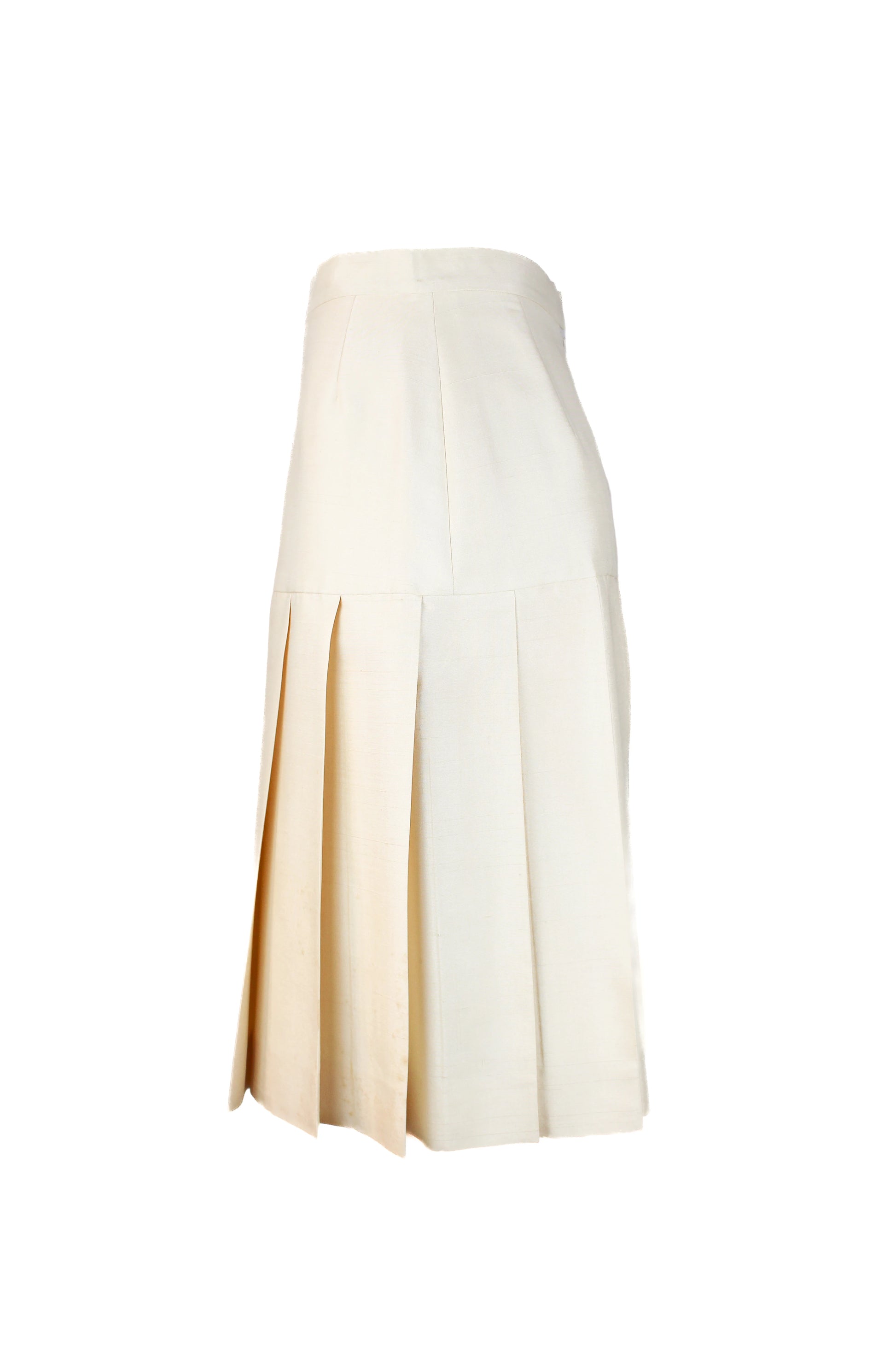 Pleated silk skirt in ecru with fitted waistline