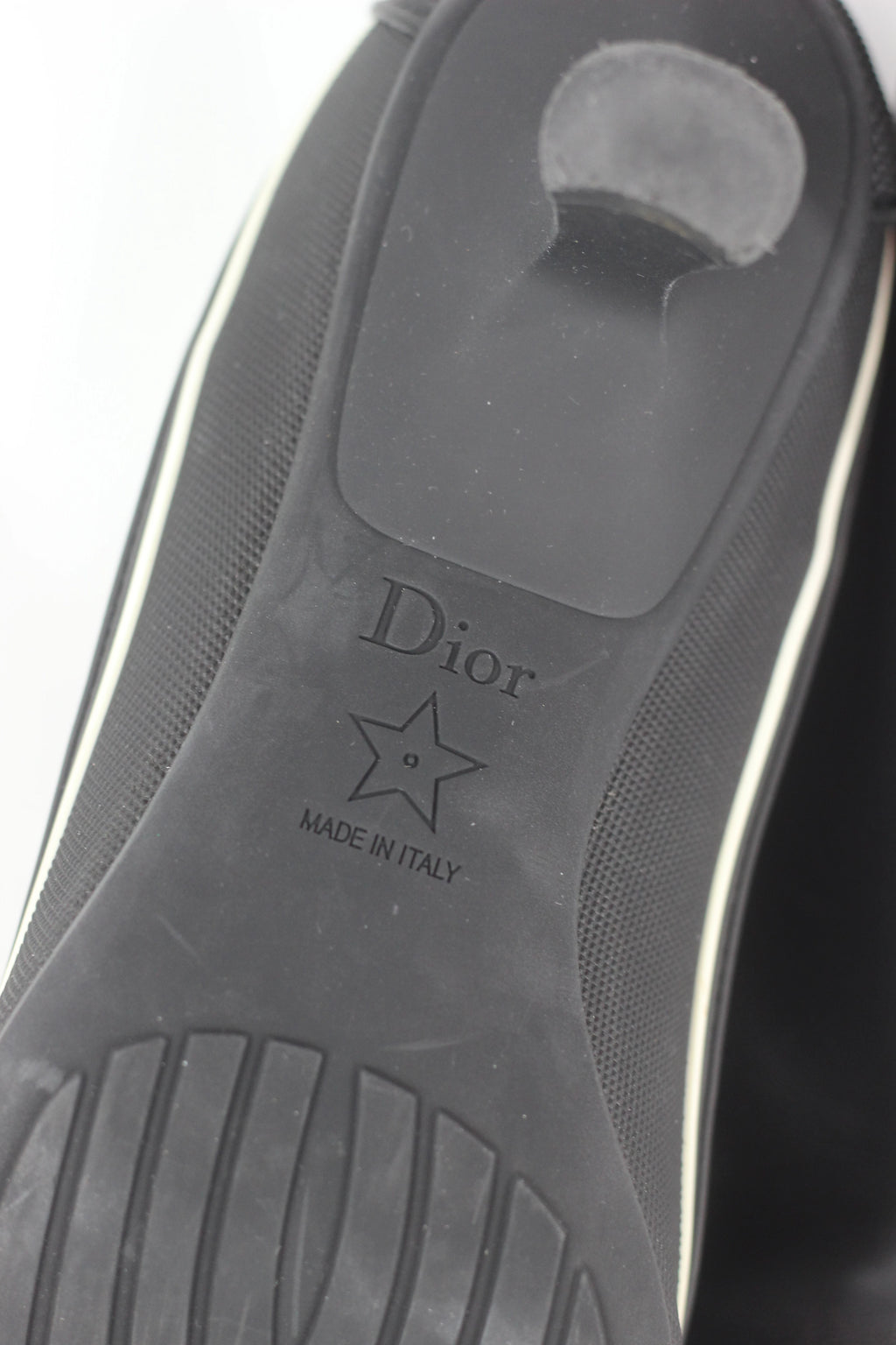 Black Leather Kitten Heel Chelsea Boots