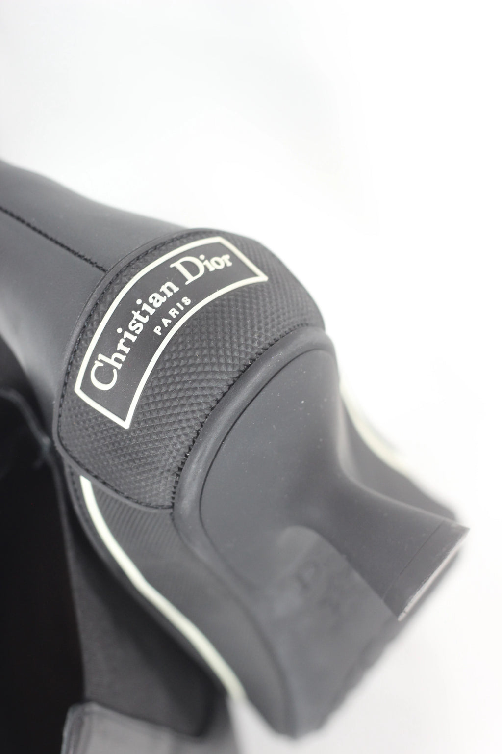 Black Leather Kitten Heel Chelsea Boots