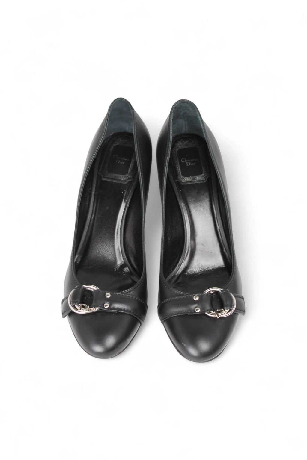 Black Leather Round-Toe Pumps