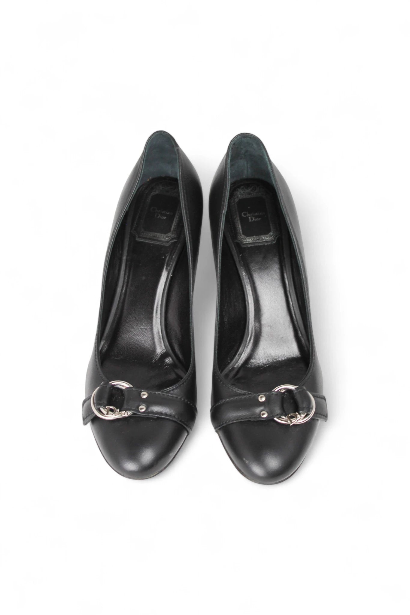 Black Leather Round-Toe Pumps
