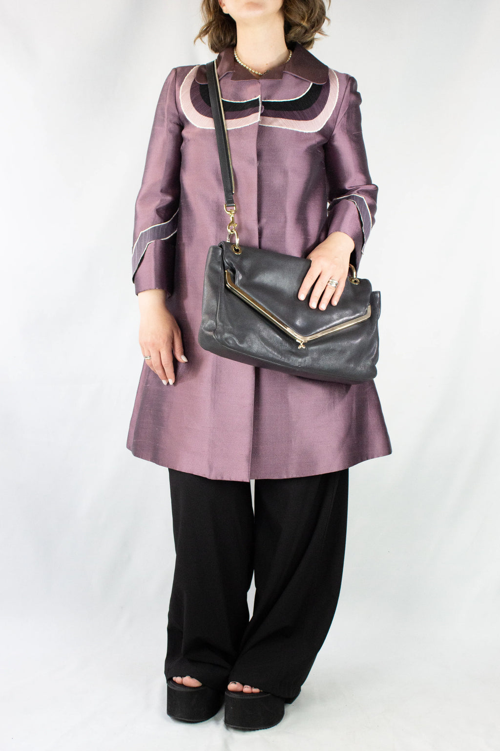 Envelope shoulder bag