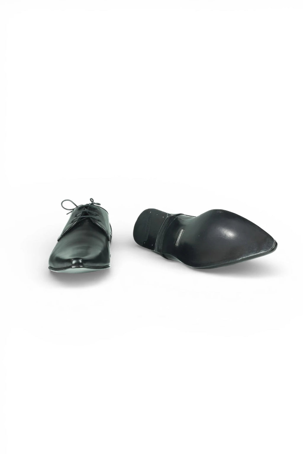Black Leather Shoes with Extra-Long Pointed Toe