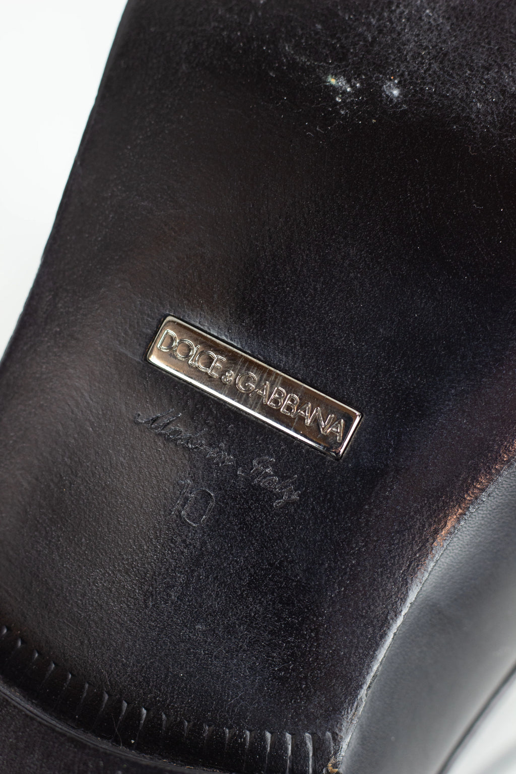 Black Leather Shoes with Extra-Long Pointed Toe