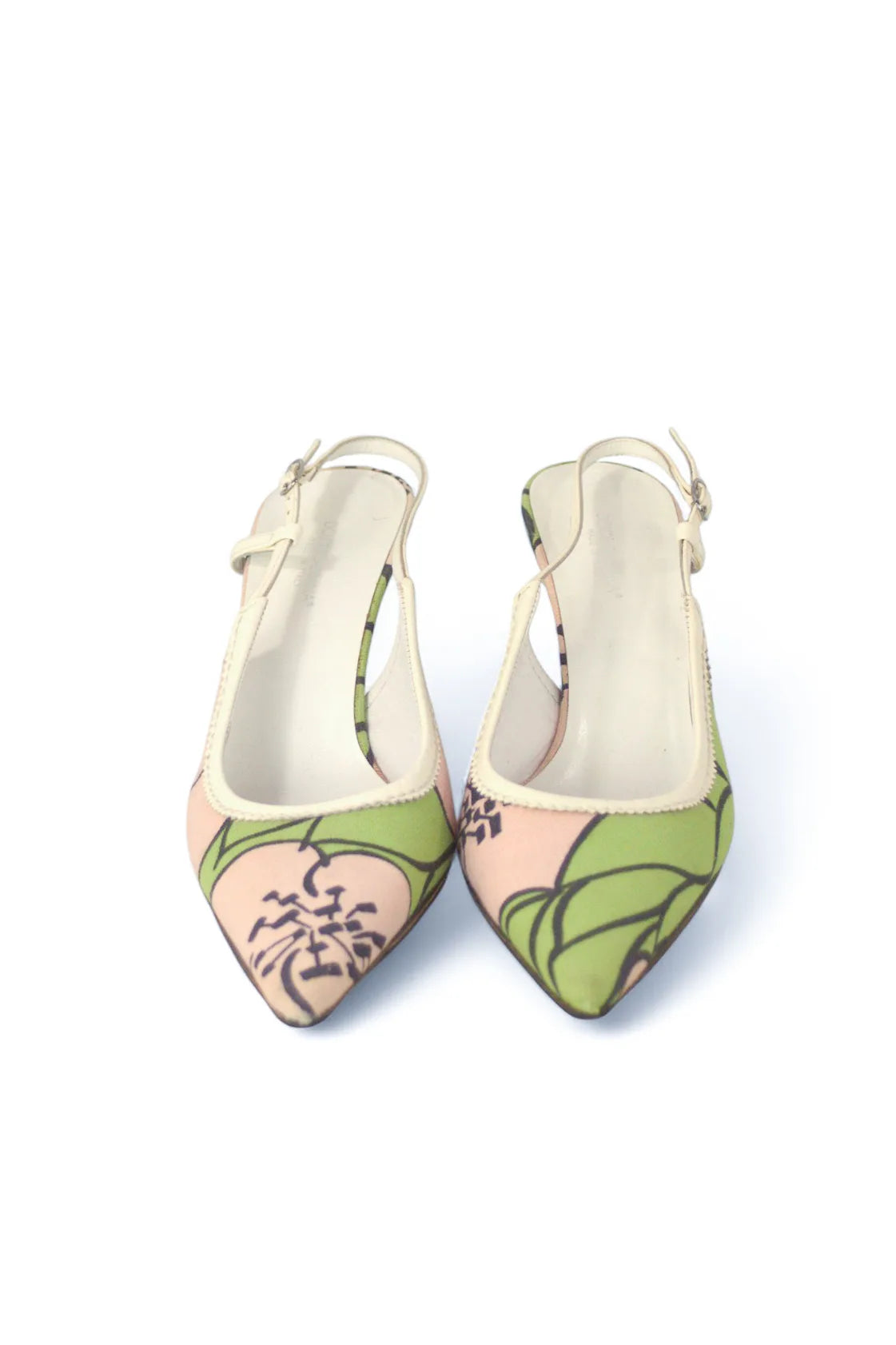 Vintage slingback with flowers