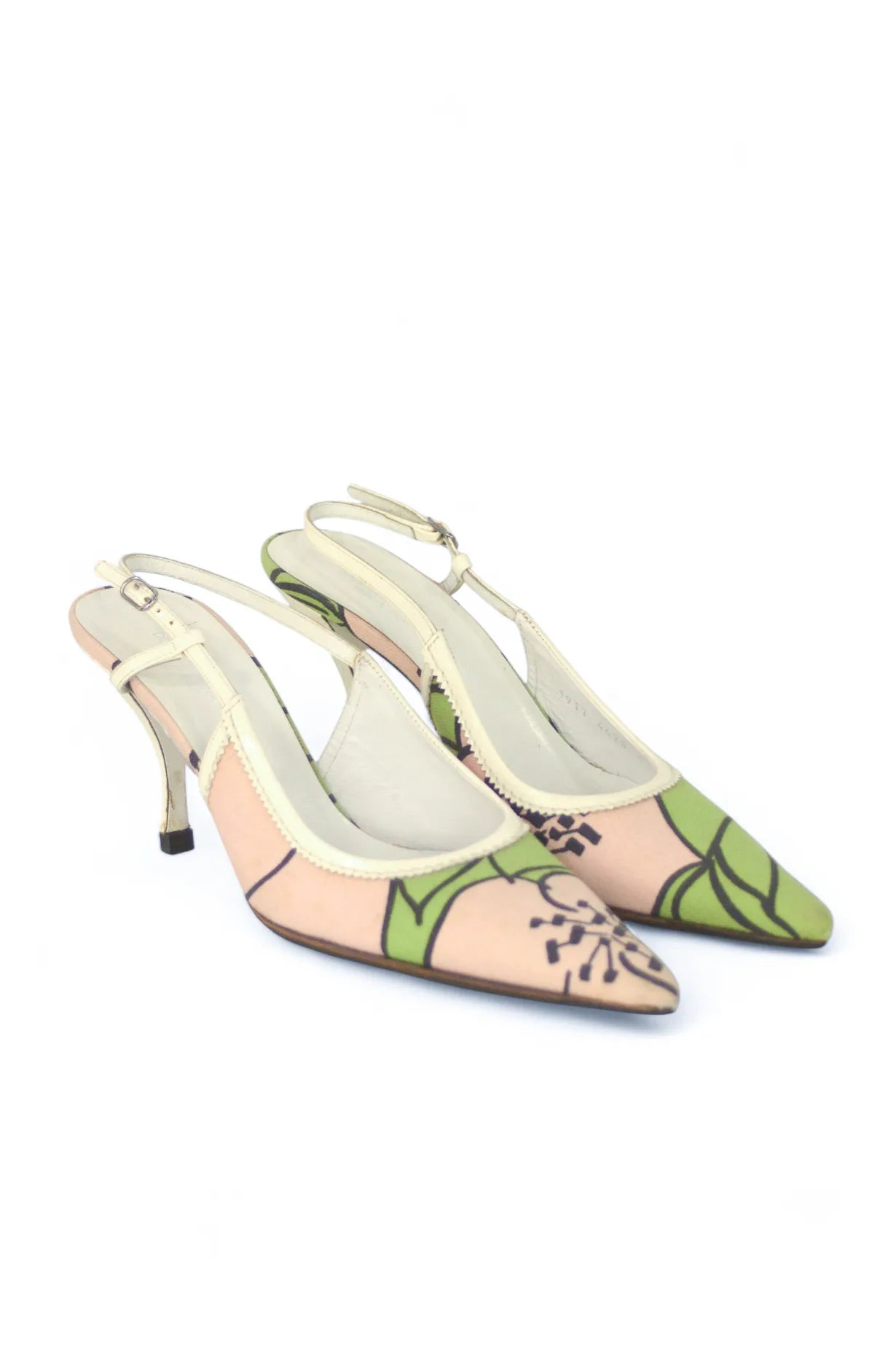 Vintage slingback with flowers
