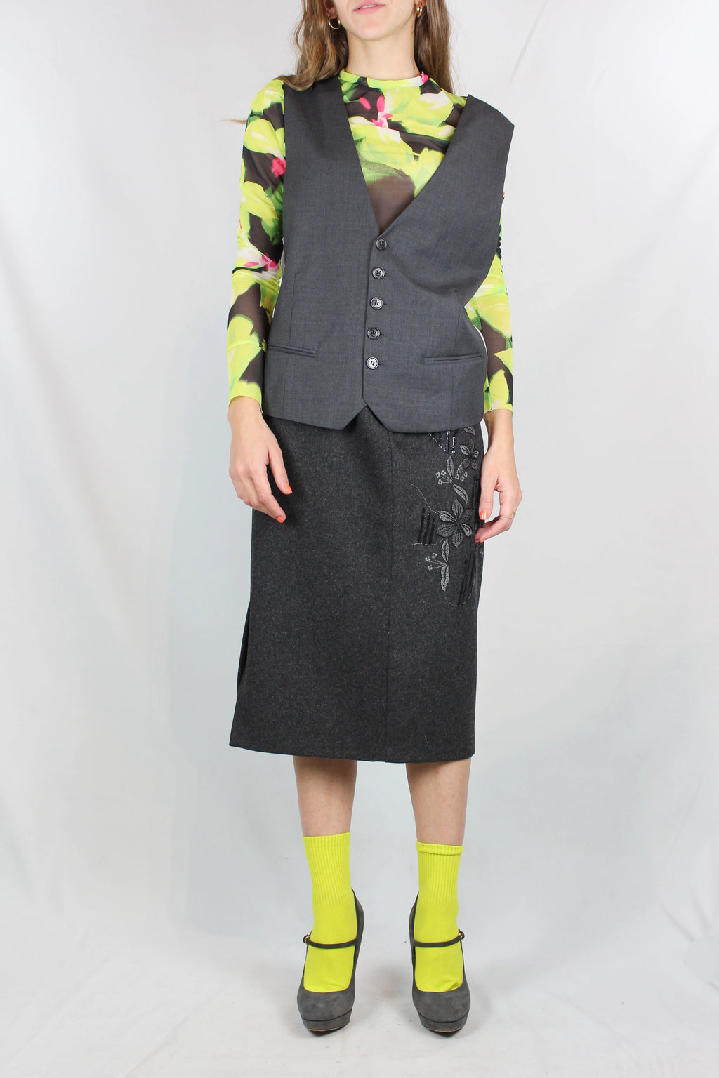 Wool midi skirt with floral embroidery and slit