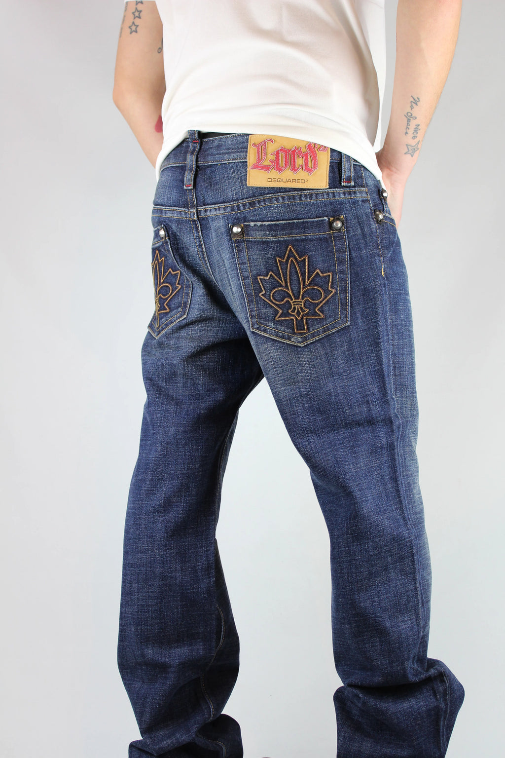 Maple Leaf Embroidered Dark Wash Jeans