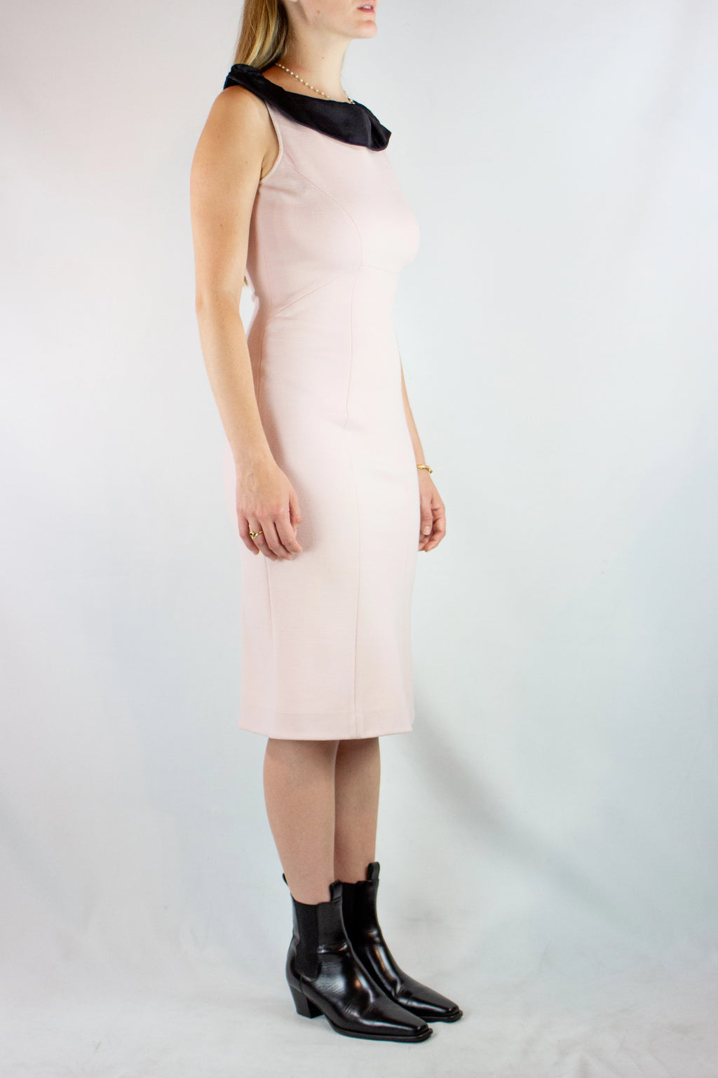 Pale Pink Bodycon Dress with Black Collar