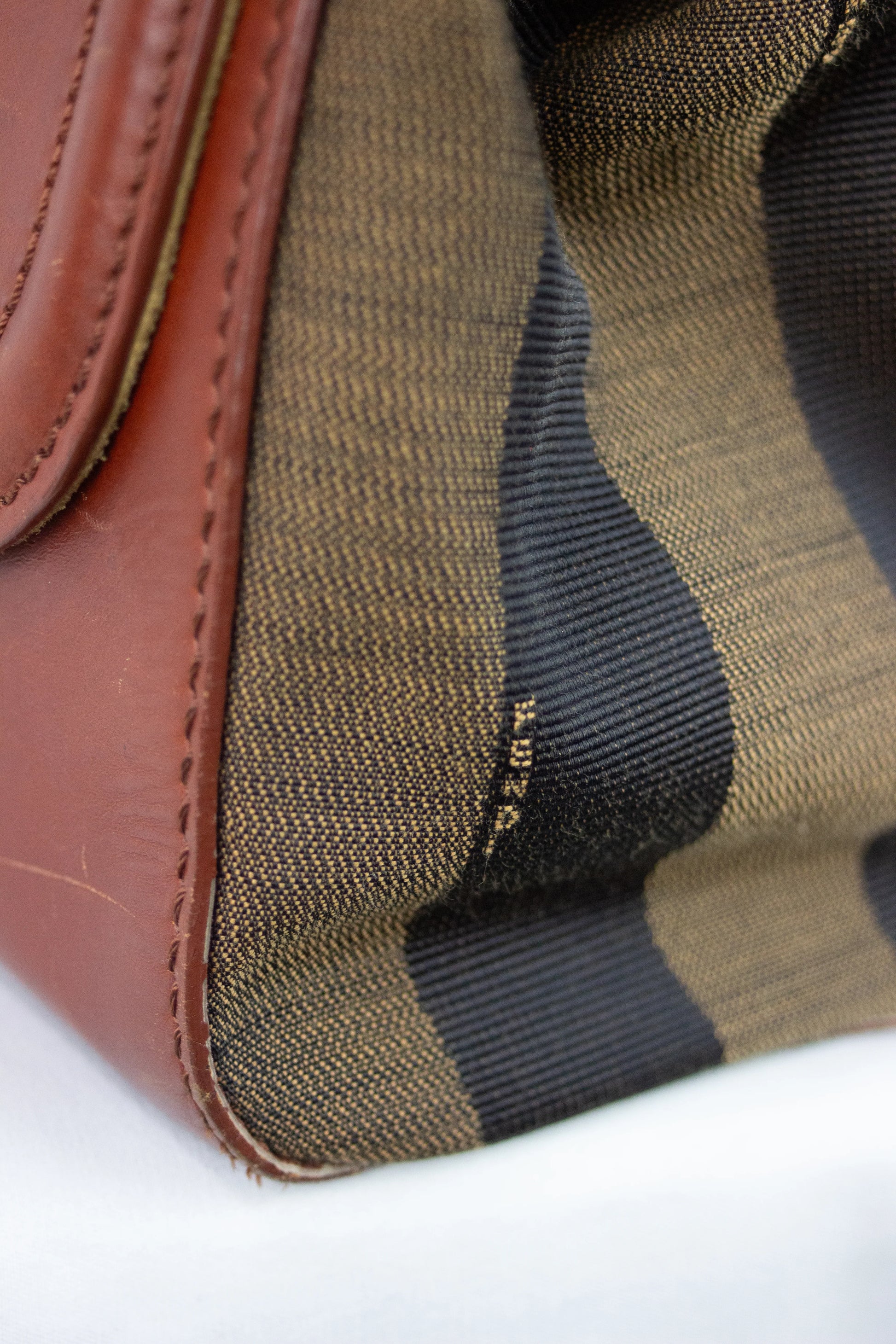 Silvana in striped canvas and tan leather
