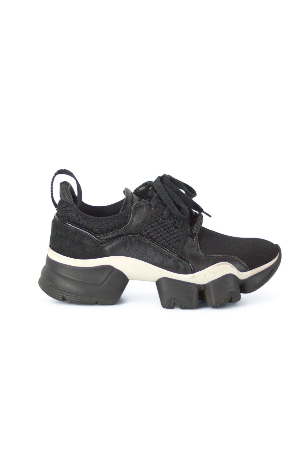 Black chunky sneakers