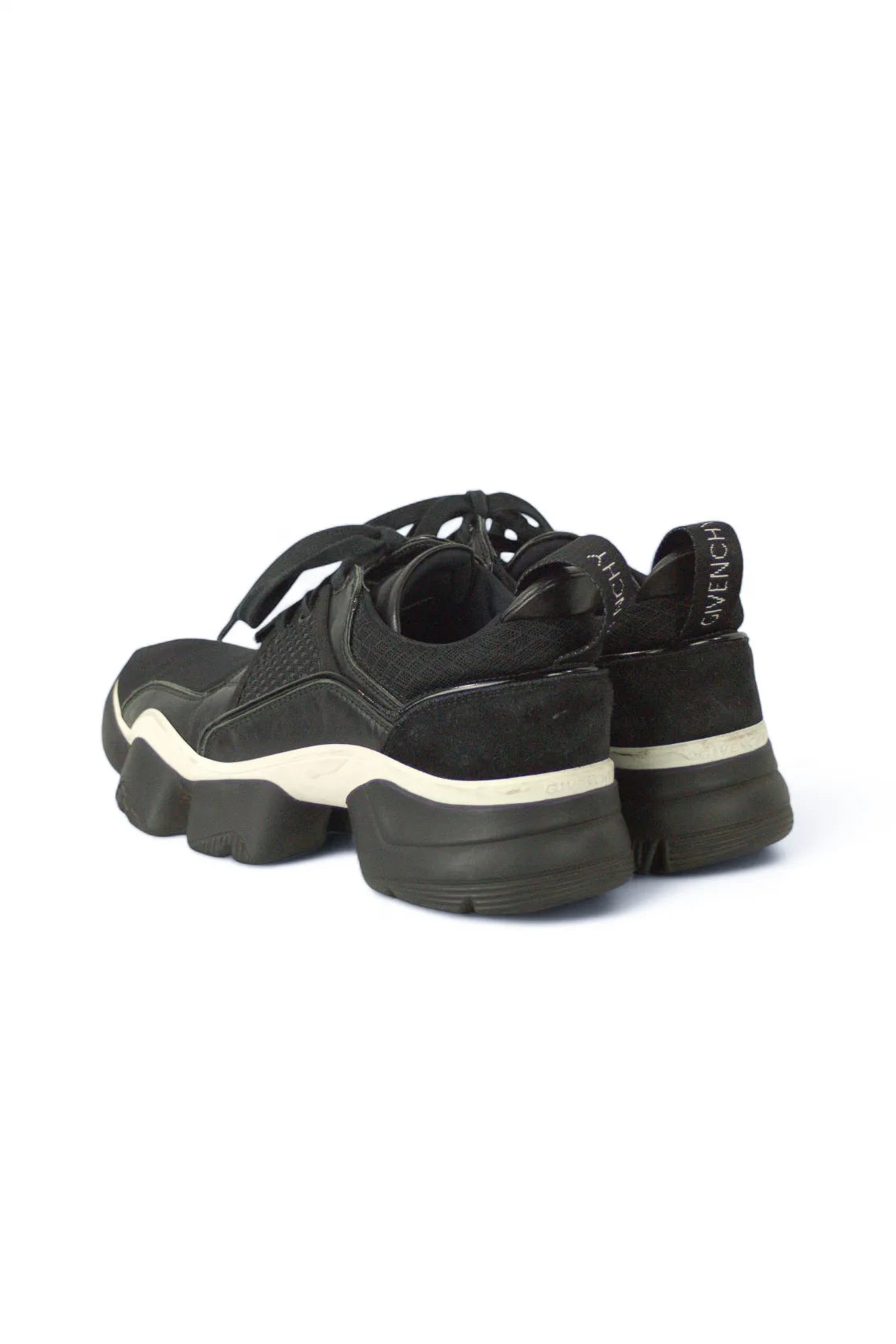 Black chunky sneakers