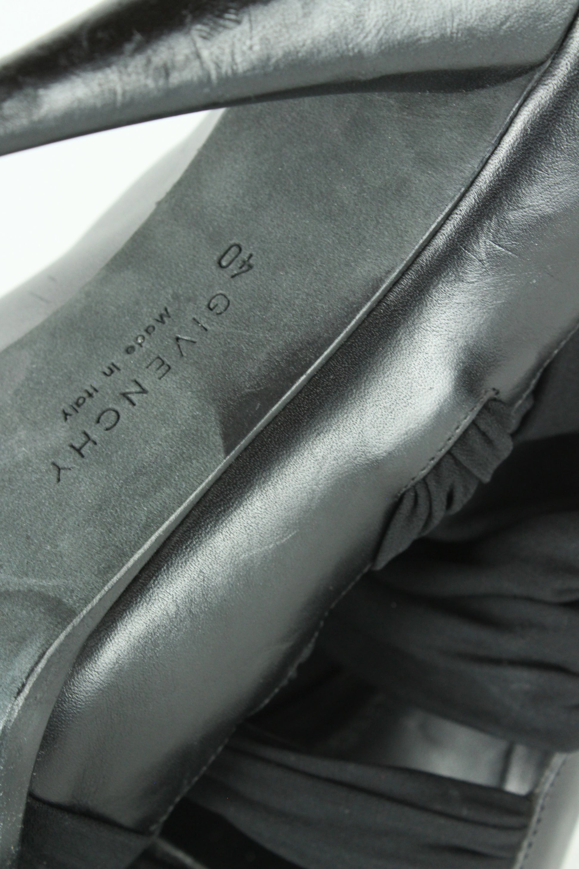 Black Elastic Sandals