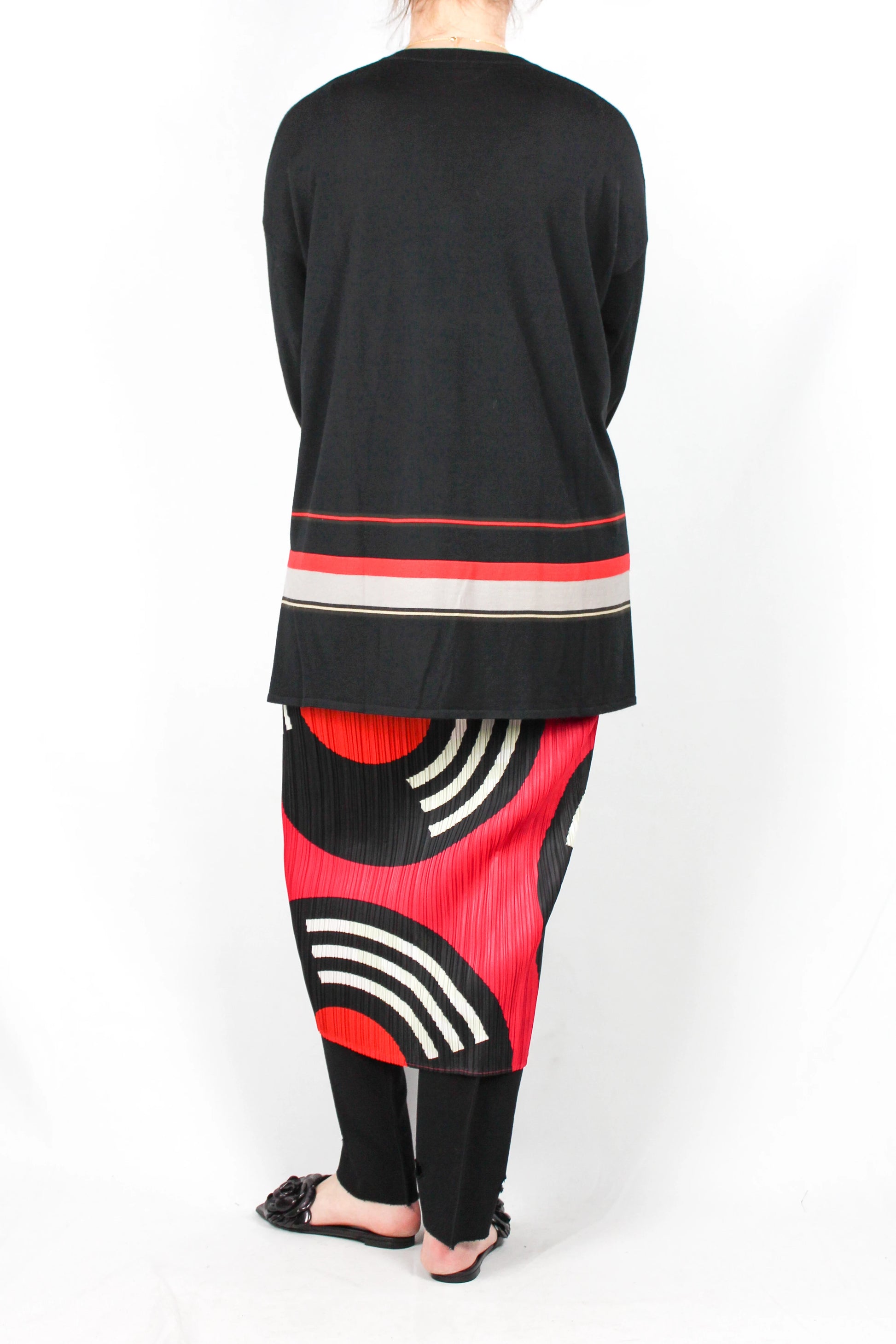 Striped v-neck jumper