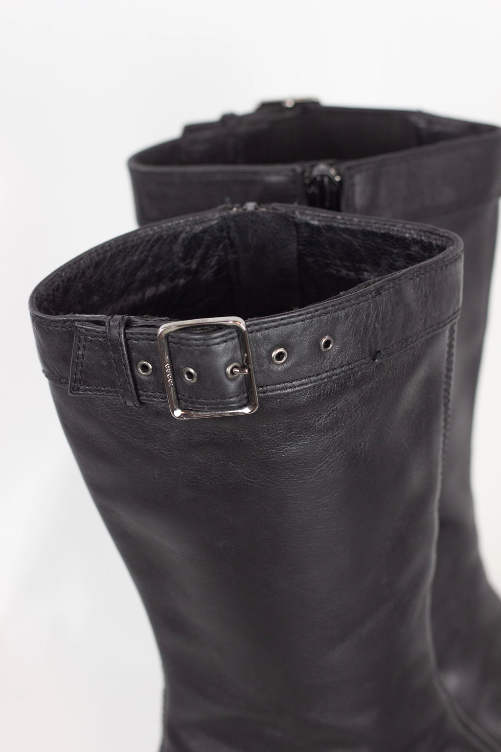 Black Leather Pointed Ankle Boots FW2001