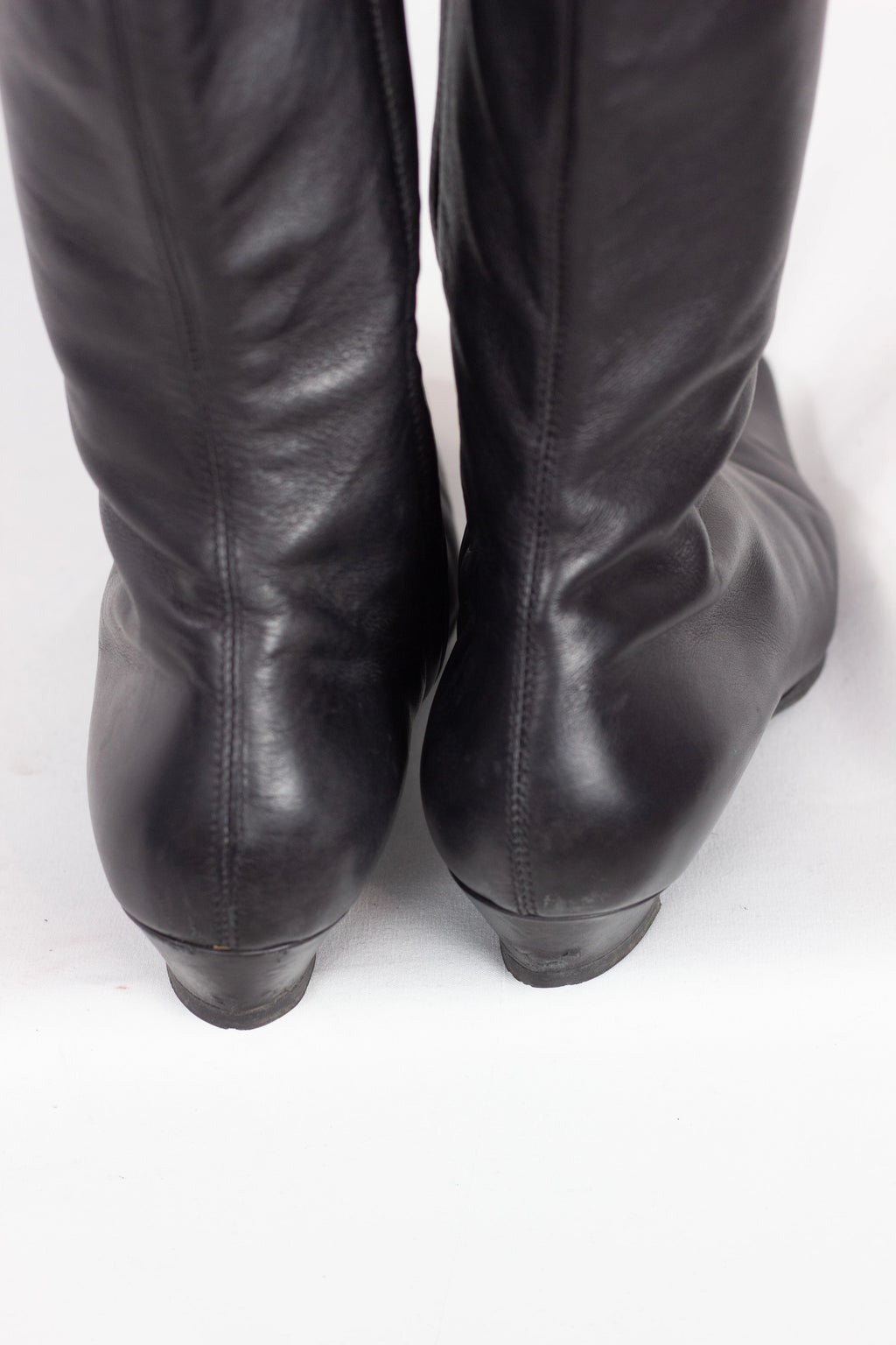 Black Leather Pointed Ankle Boots FW2001