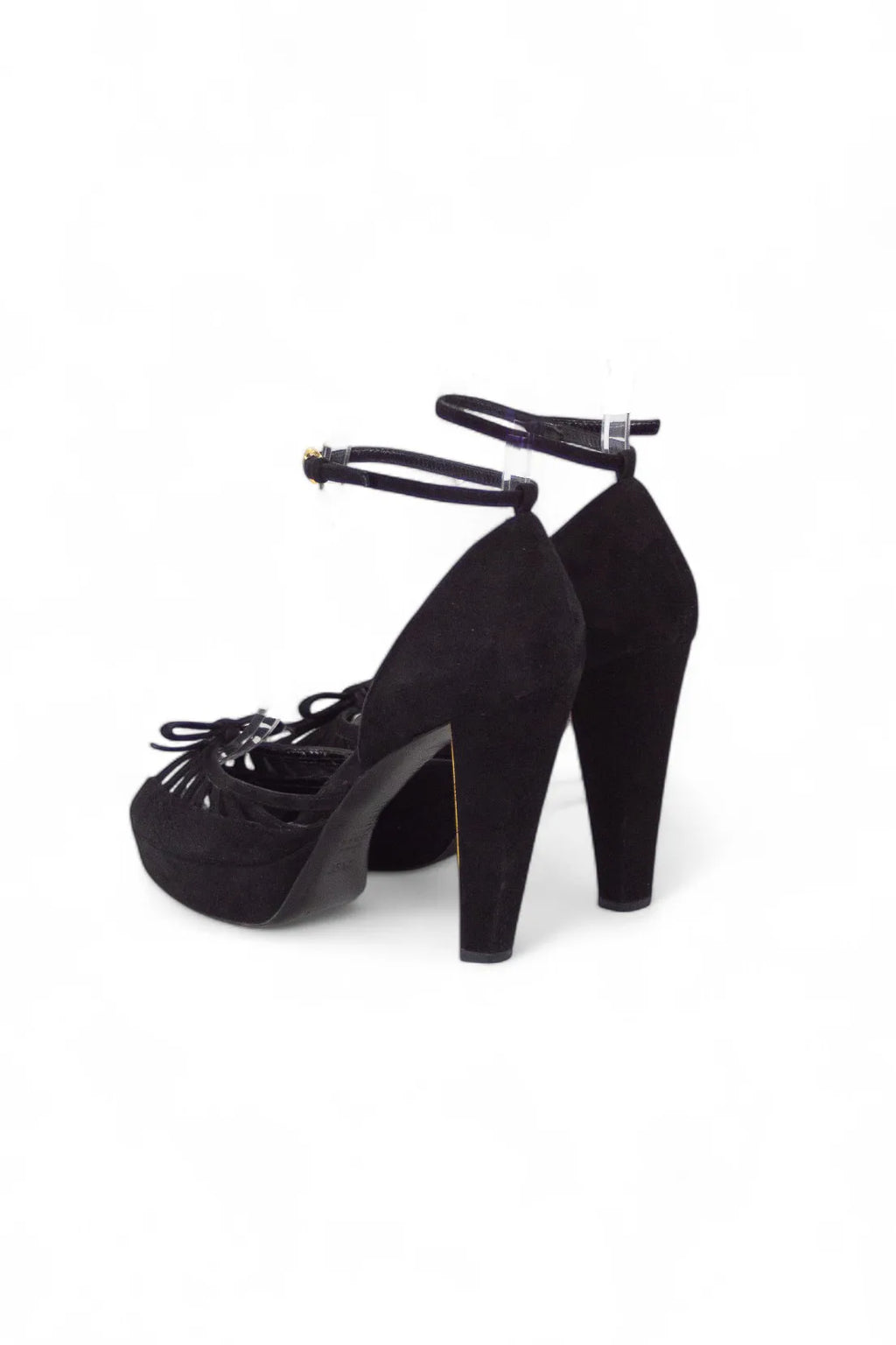 Platform sandals in suede
