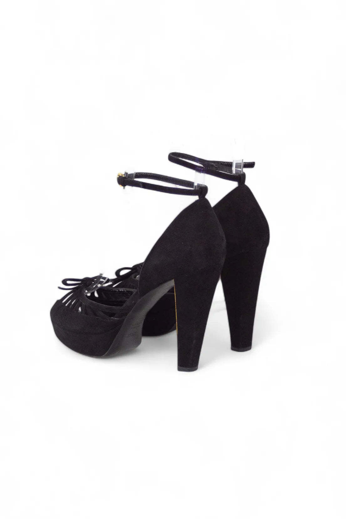 Platform sandals in suede