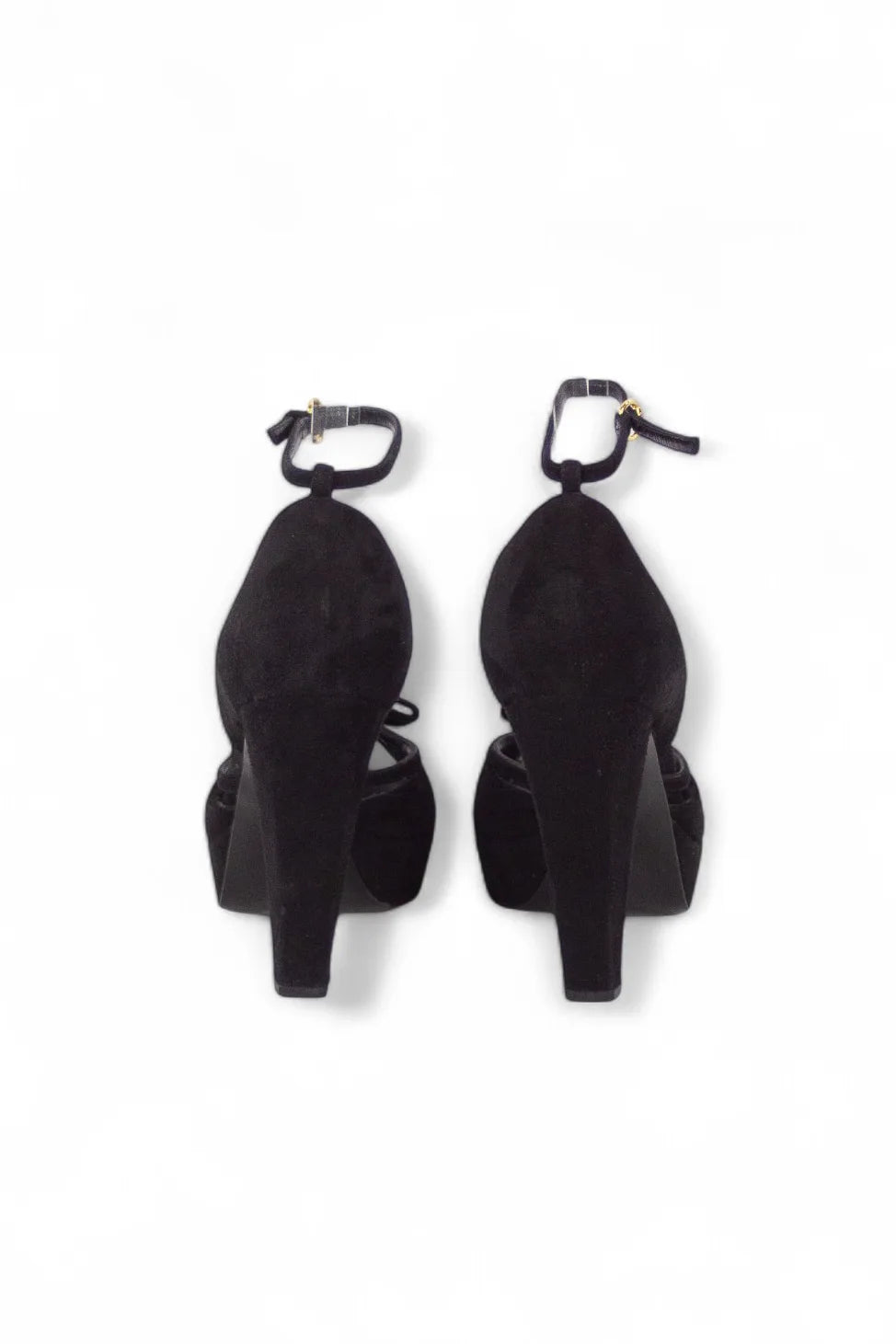 Platform sandals in suede