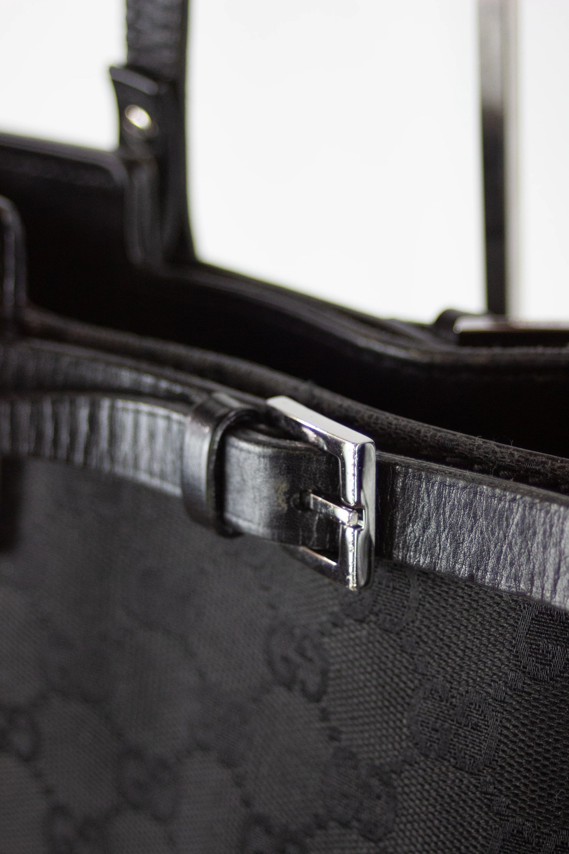 Vintage monogram shoulder bag