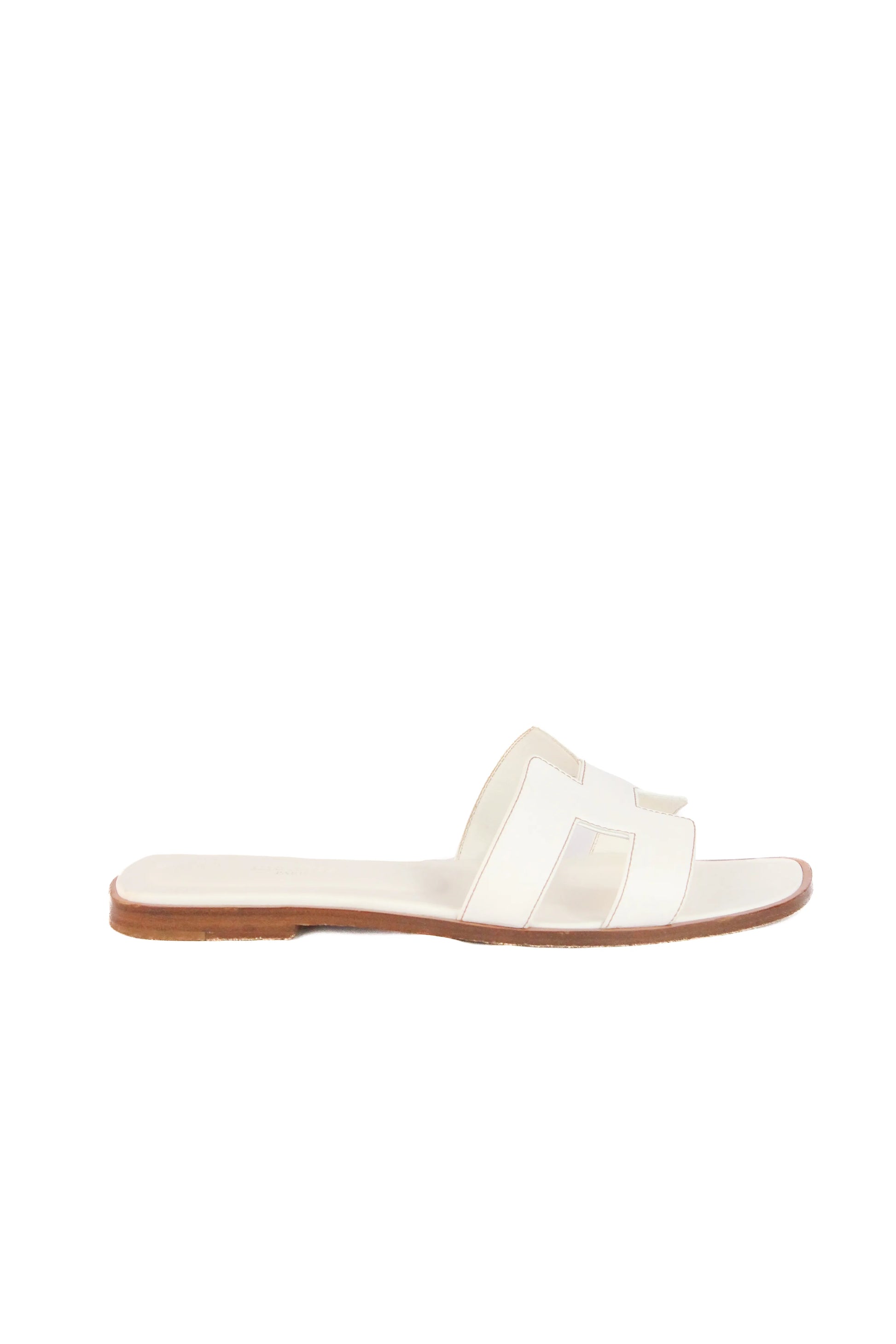 White Oran slippers