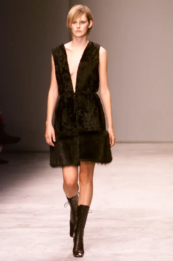 Black leather lace-up boots FW2001
