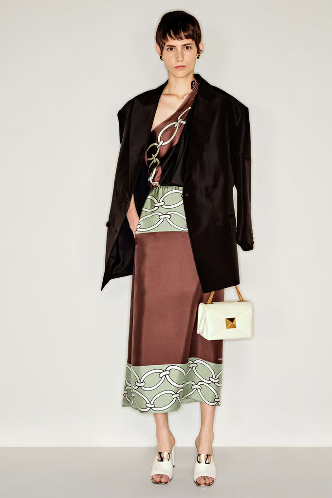 Chain 1967 scarf dress Resort2023