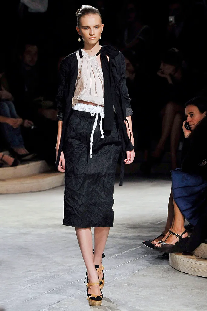 Crinkled Sleeveless Top SS2009