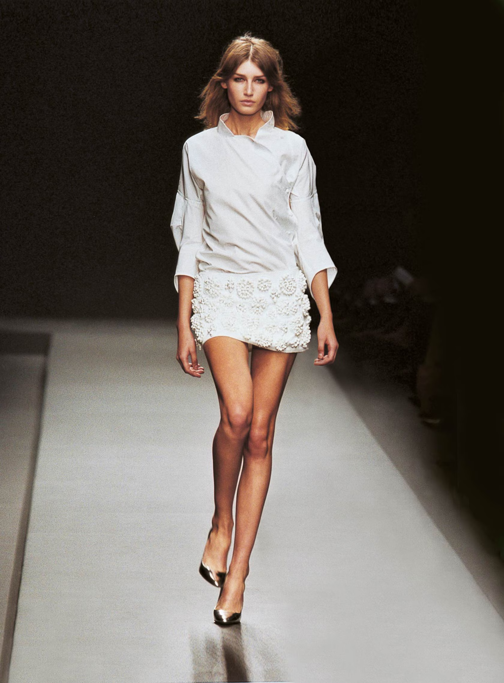 White Leather Shoulder Bag with Beaded Embellishment SS2003