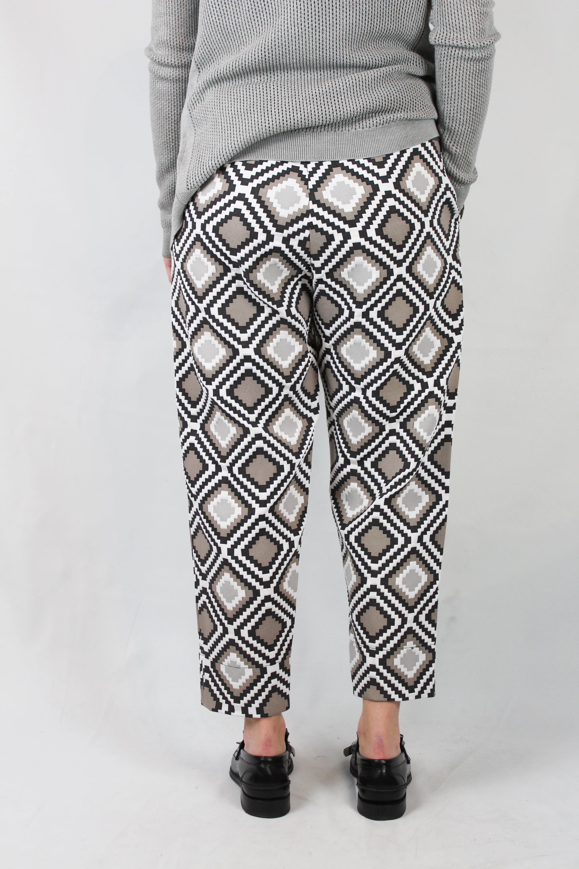 Patterned Carrot Trousers with Geometric Print