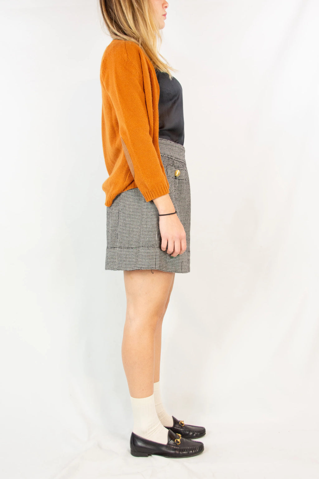 Pied de poule miniskirt with golden buttons