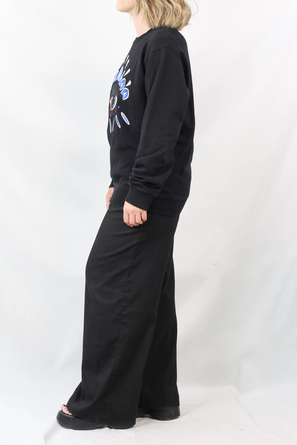 Eye Graphic Sweatshirt