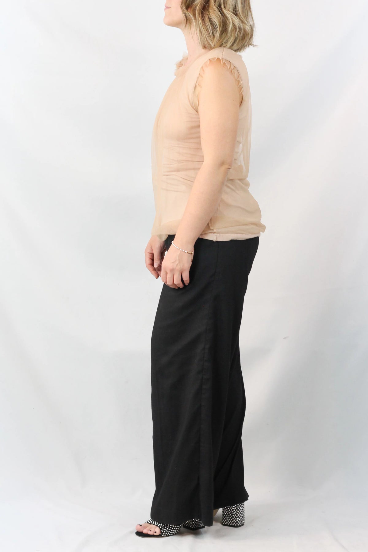 Gathered Ruffle-Neck Sleeveless Top