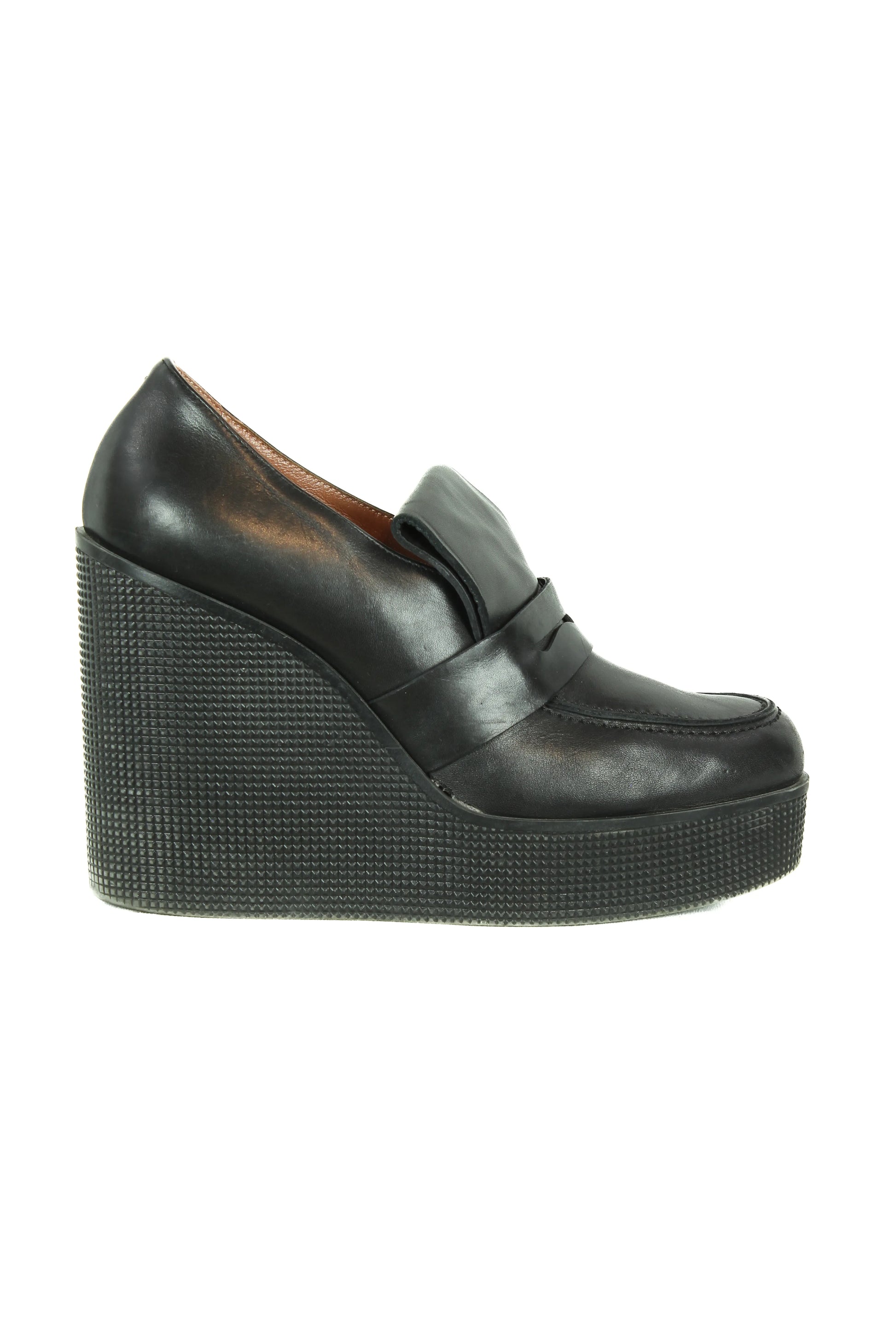 Wedge loafers