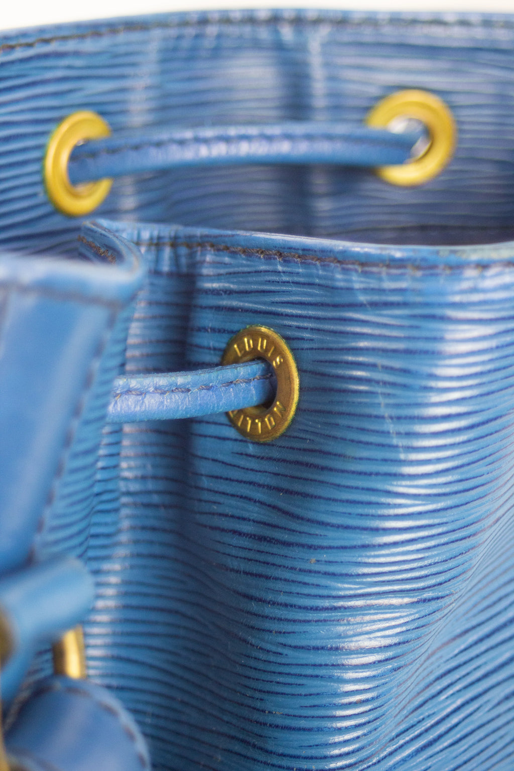 Noé in blue Epi leather