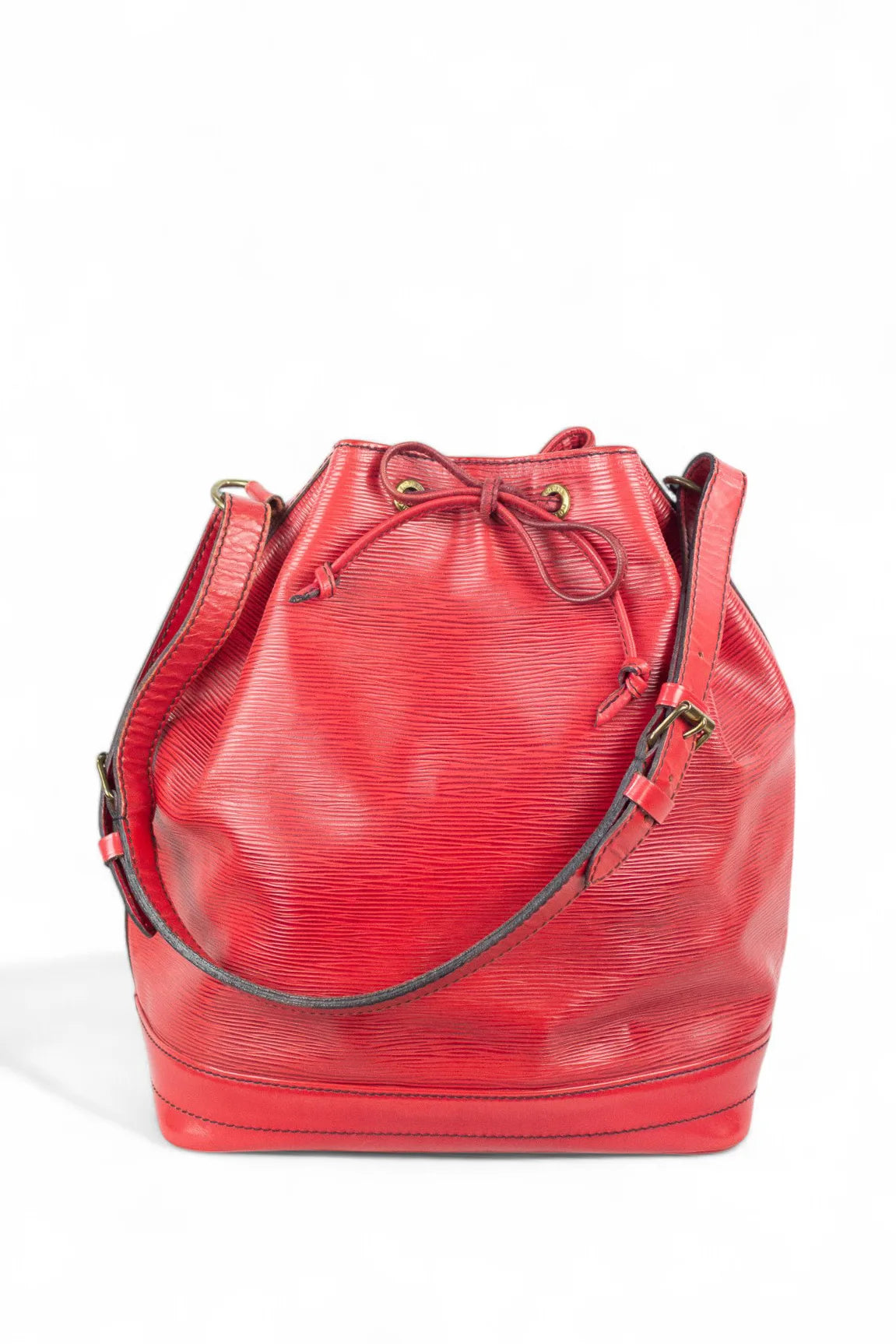 Noé in red Epi leather