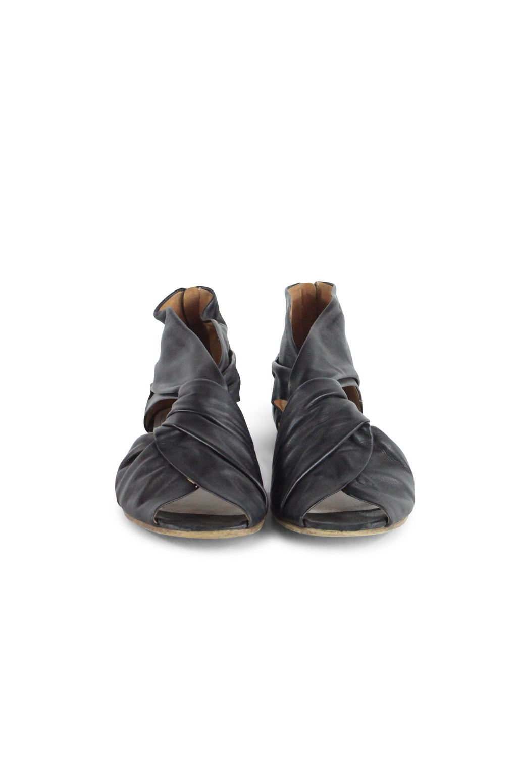 Black twist nappa sandals
