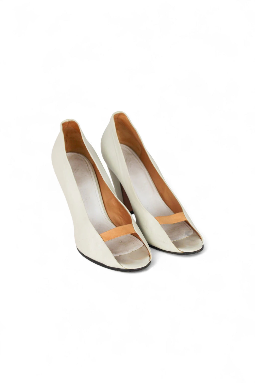 Off-White Pumps with Block Heel